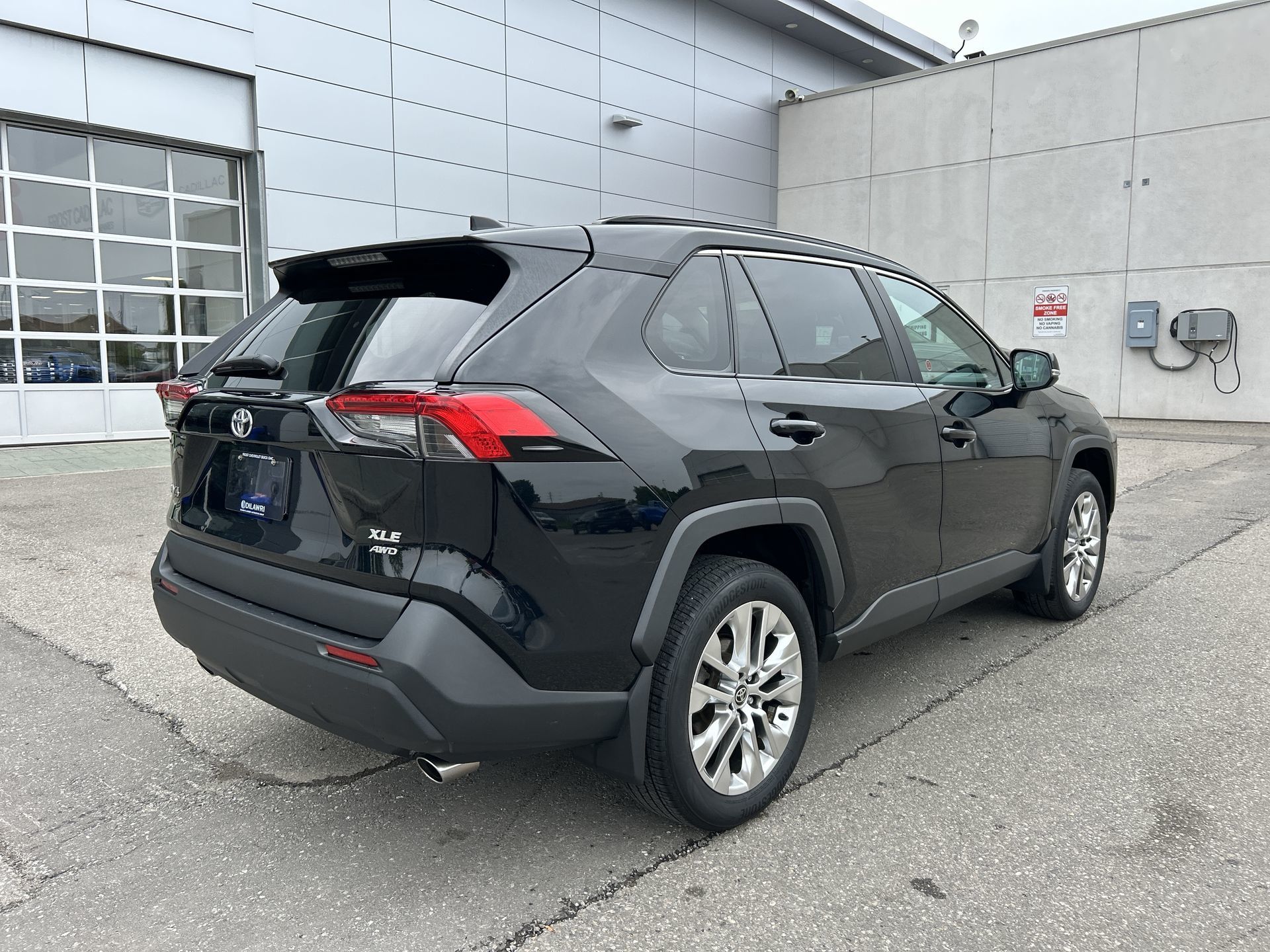 Toyota RAV4  2021 à Brampton, Ontario