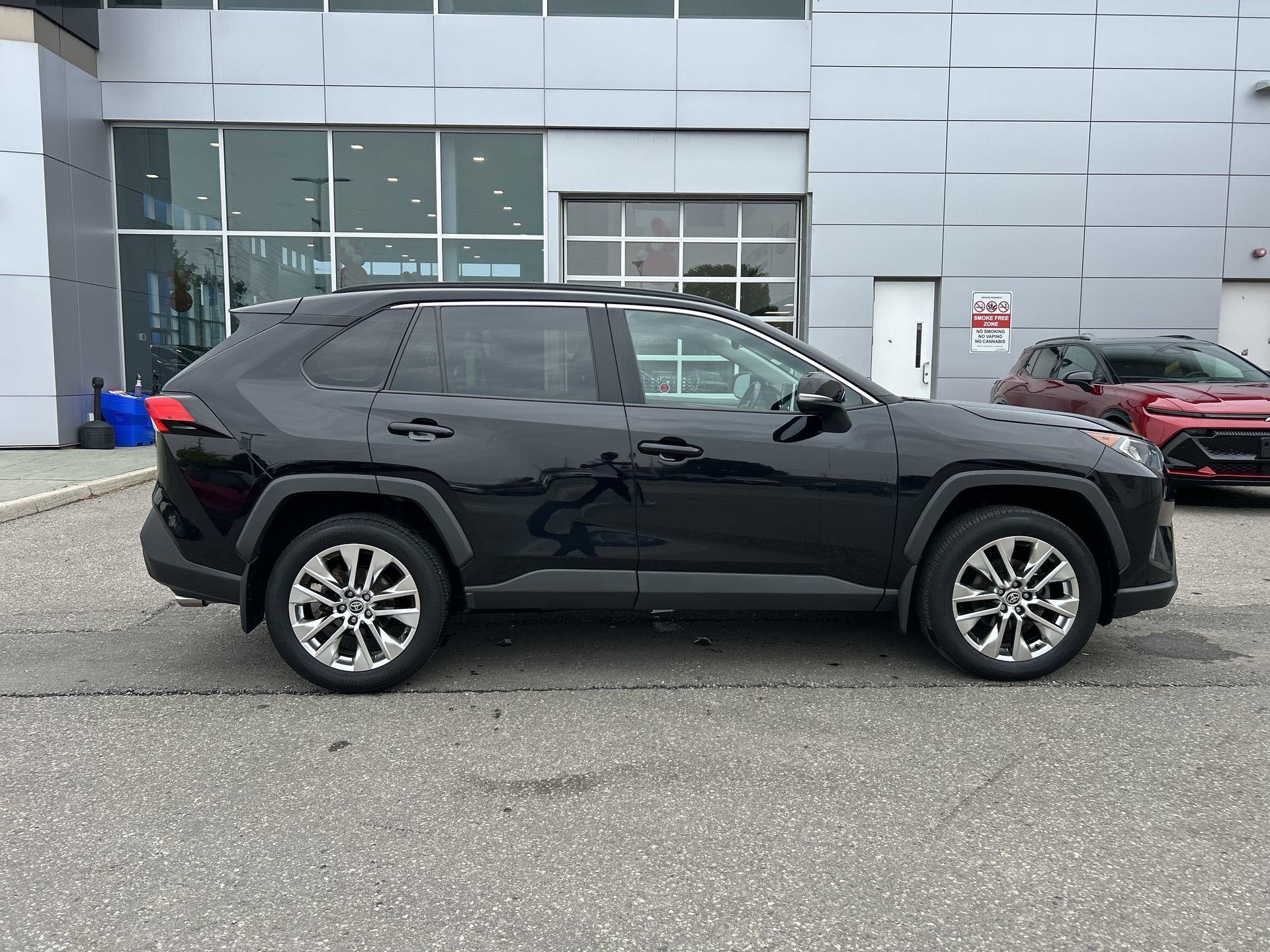 Toyota RAV4  2021 à Brampton, Ontario