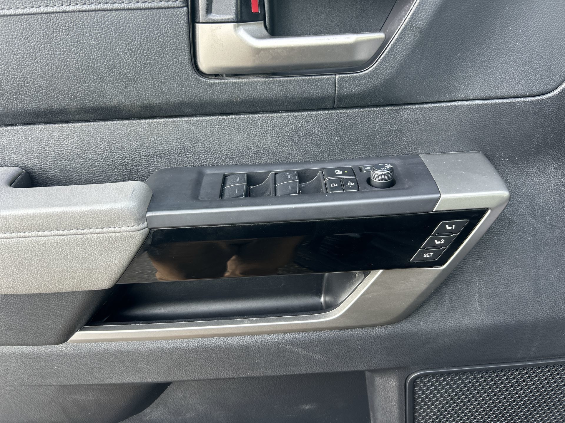 2023 Toyota Tundra Hybrid