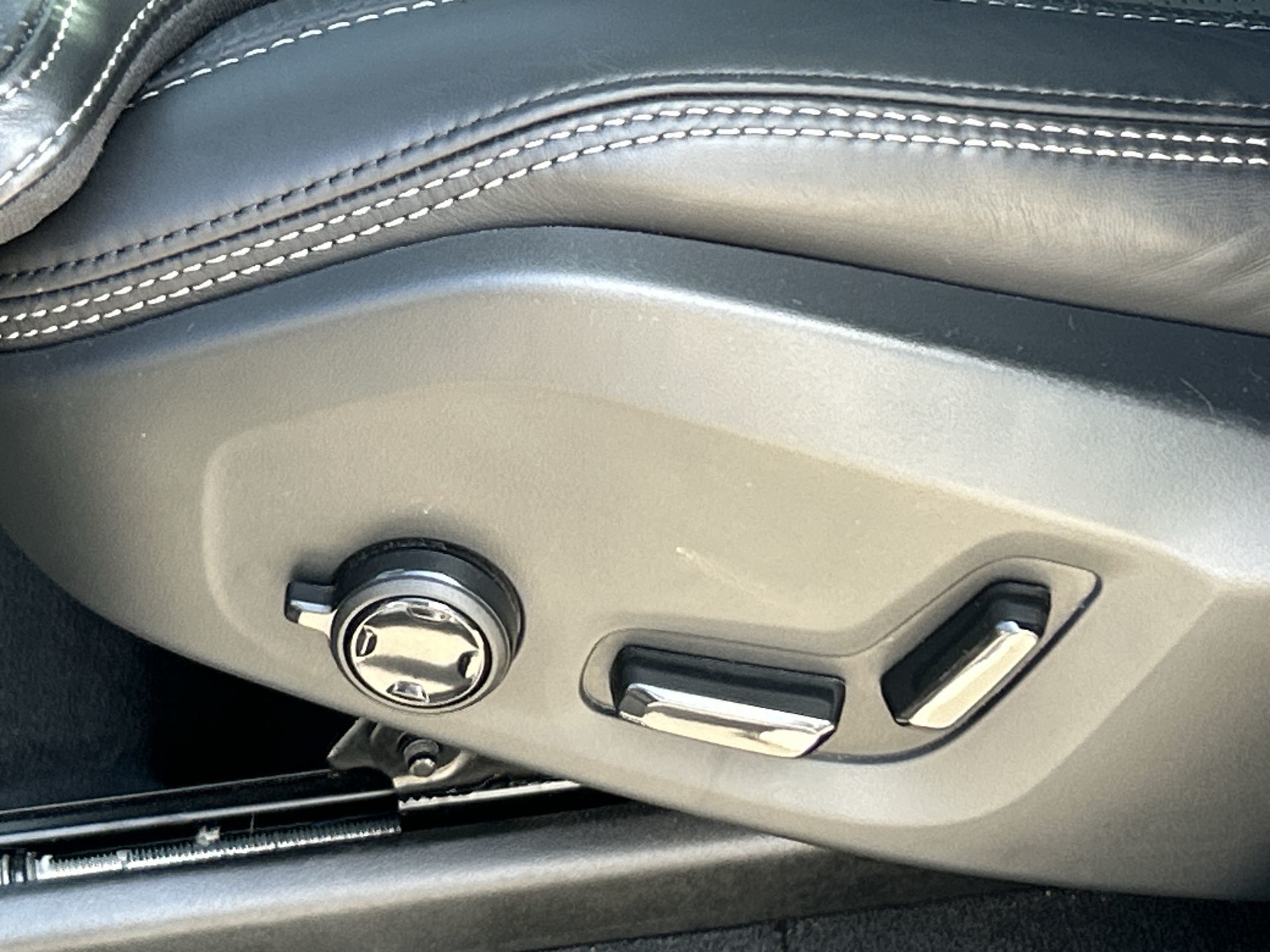 2025 Volvo XC90 in Brampton, Ontario