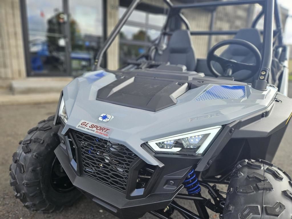 2025 Polaris RZR 200 EFI