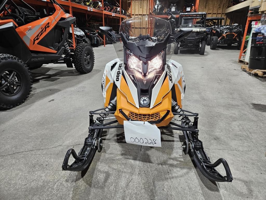 2017 Ski-Doo RENEGADE 1200