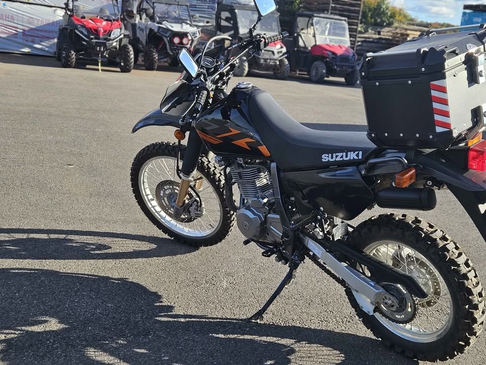 2023 Suzuki DR650SE