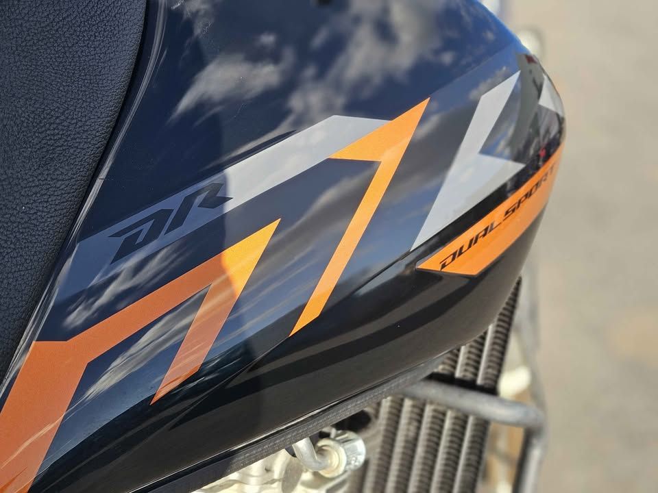 2023 Suzuki DR650SE