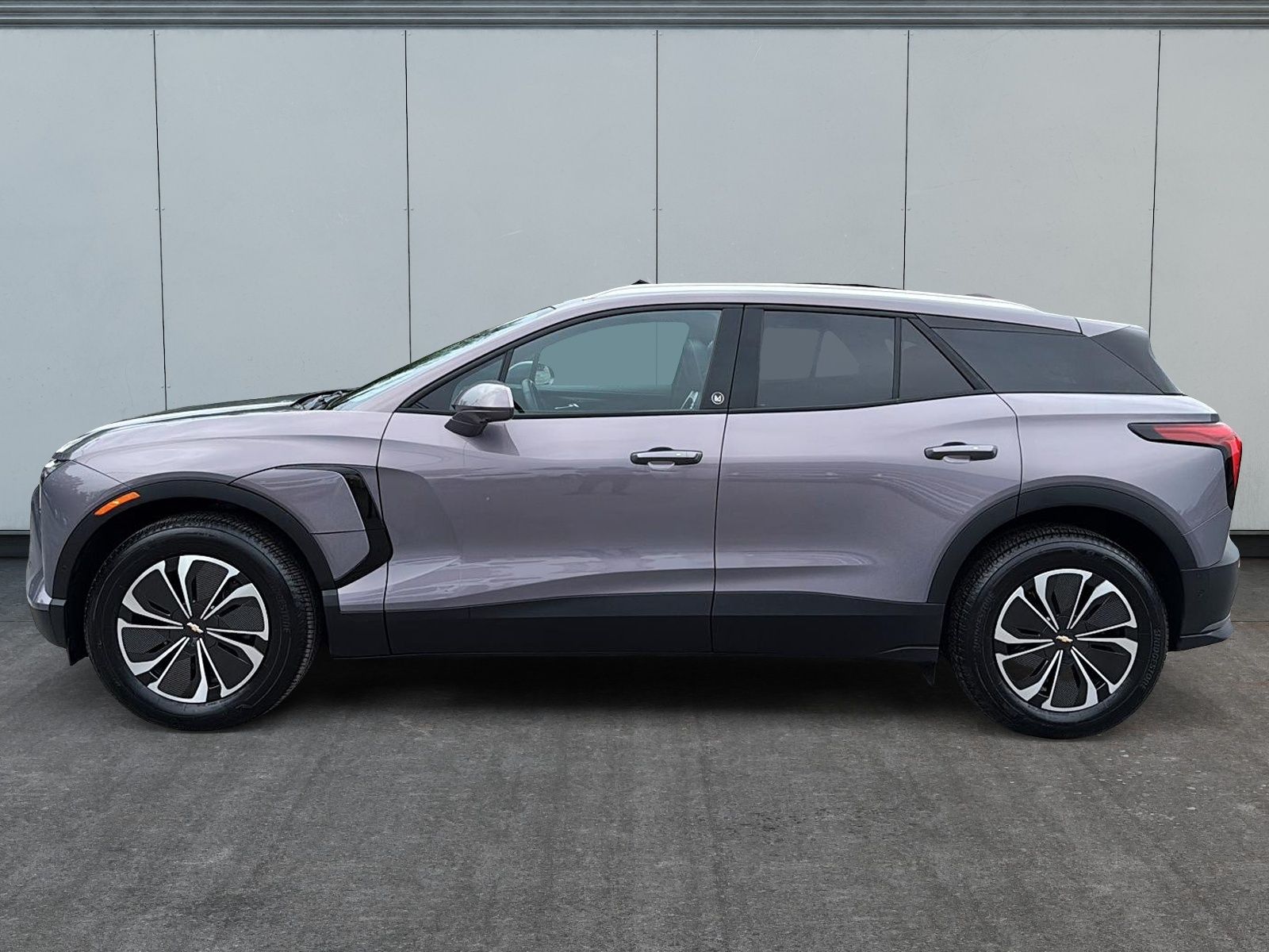 Photo 2026 Chevrolet Blazer EV AWD LT #5