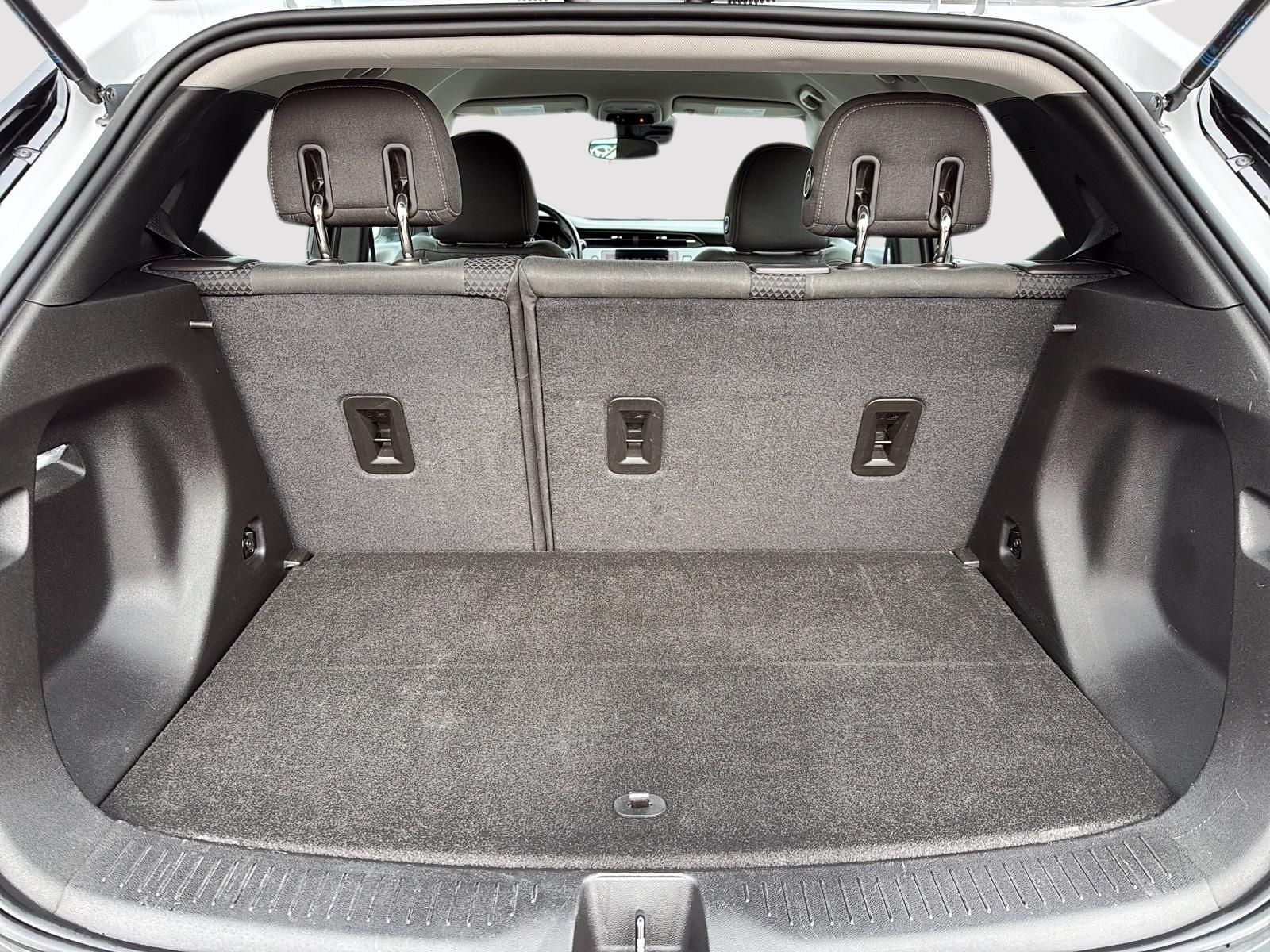 Photo 2023 Chevrolet Bolt EUV LT #6