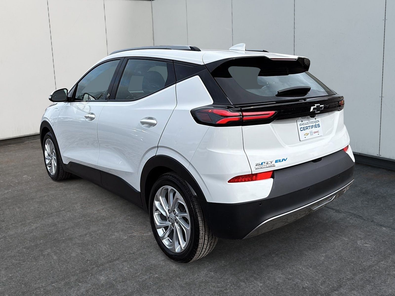 Photo 2023 Chevrolet Bolt EUV LT #4