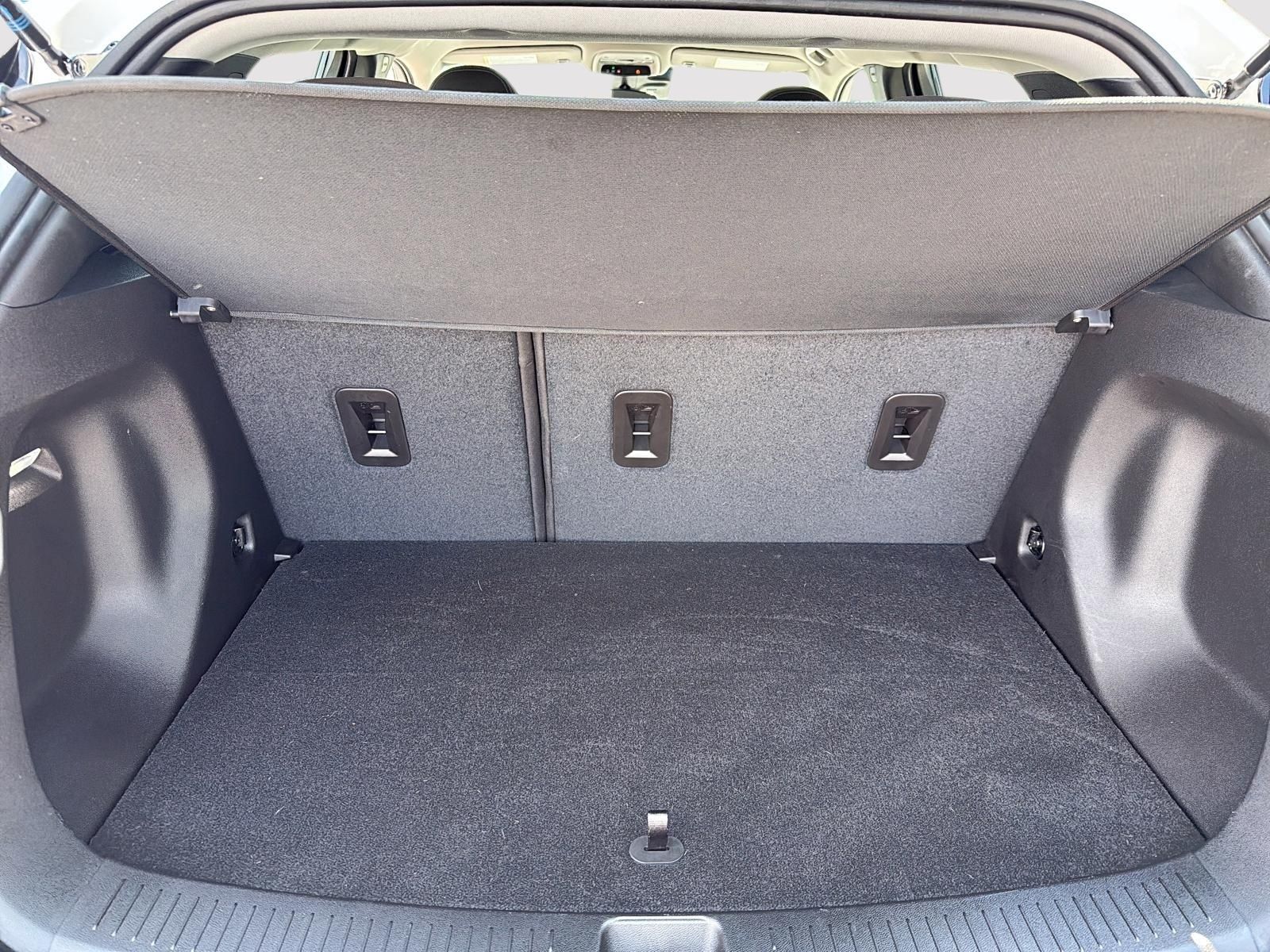 Photo 2023 Chevrolet Bolt EUV LT #6