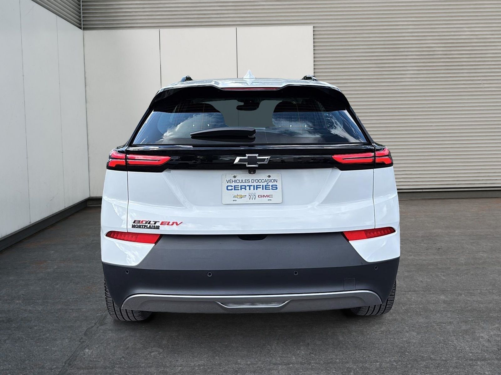 Photo 2023 Chevrolet Bolt EUV LT #3