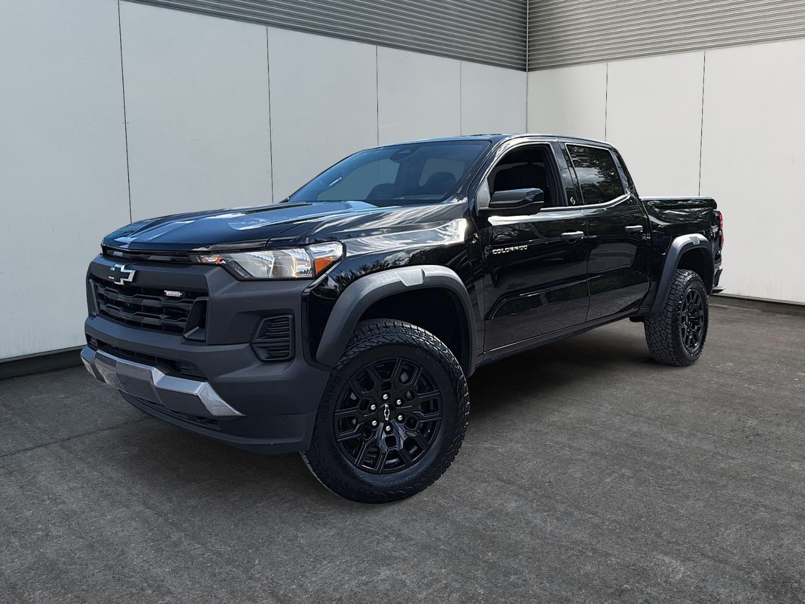 Photo 2024 Chevrolet Colorado 4WD Trail Boss #1