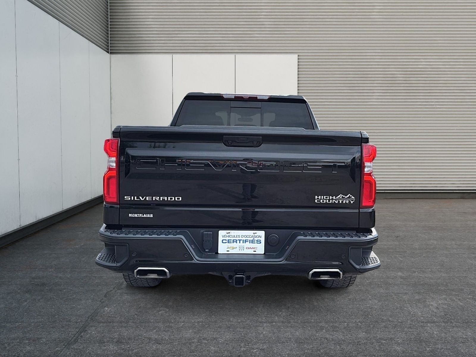 Photo 2024 Chevrolet Silverado 1500 High Country #3