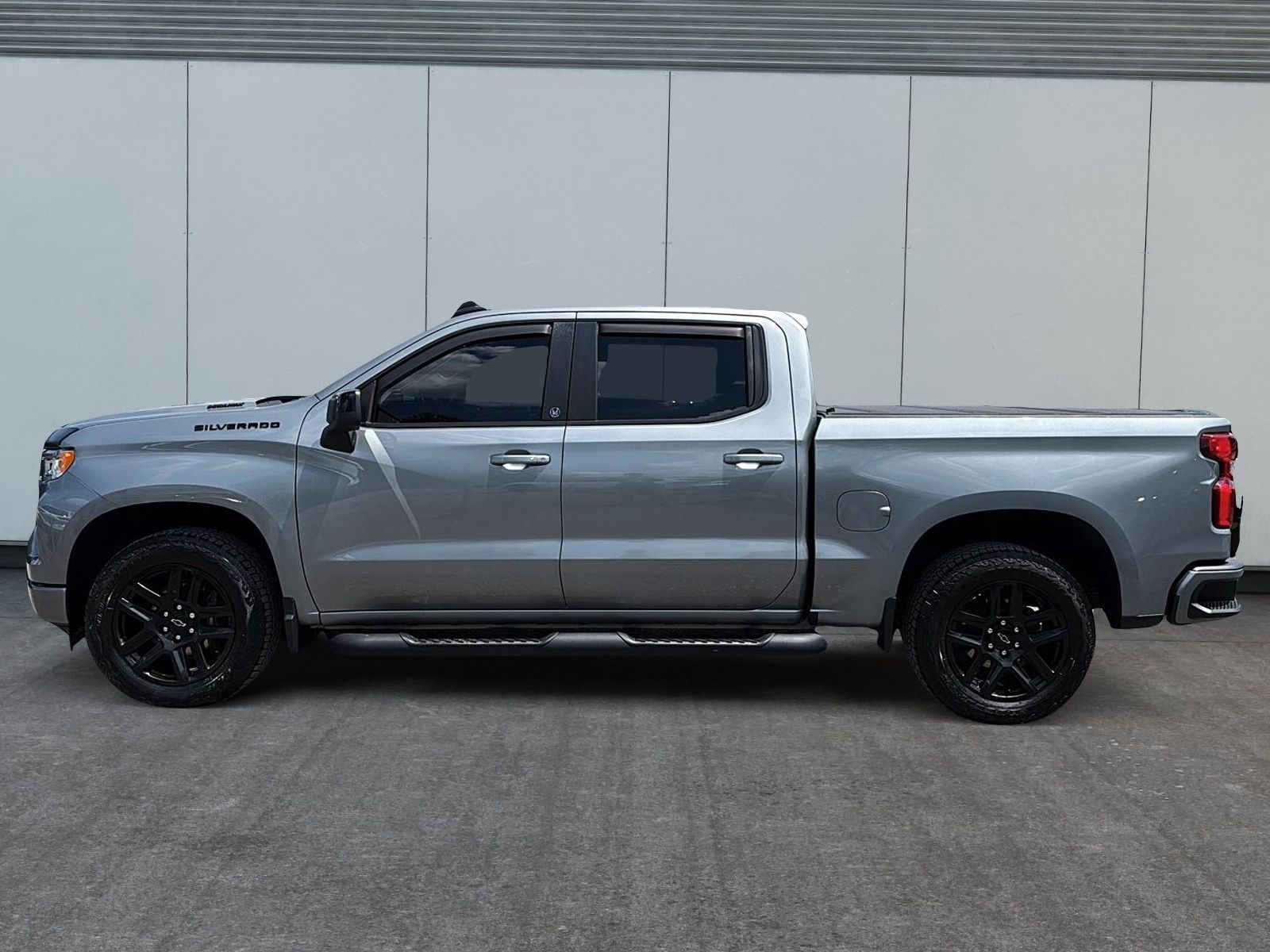 Photo 2024 Chevrolet Silverado 1500 RST #5