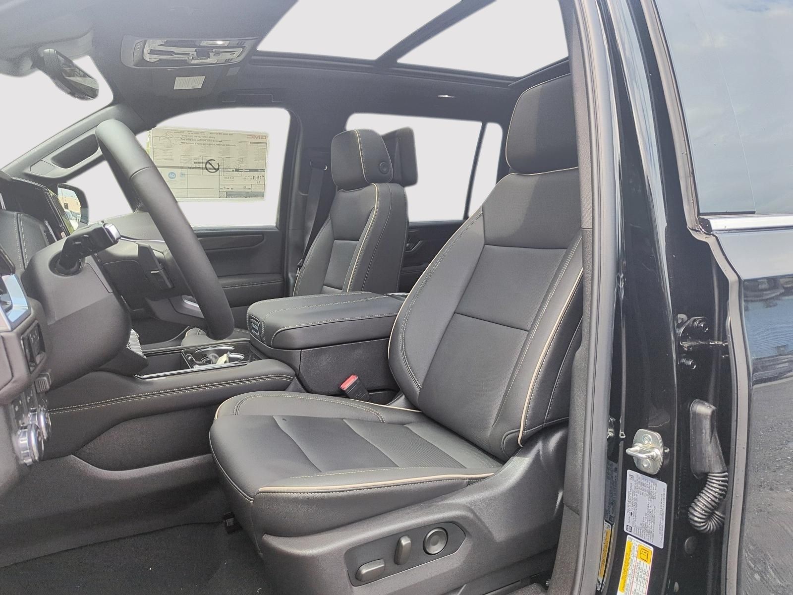 Photo 2026 GMC Yukon XL Elevation #7