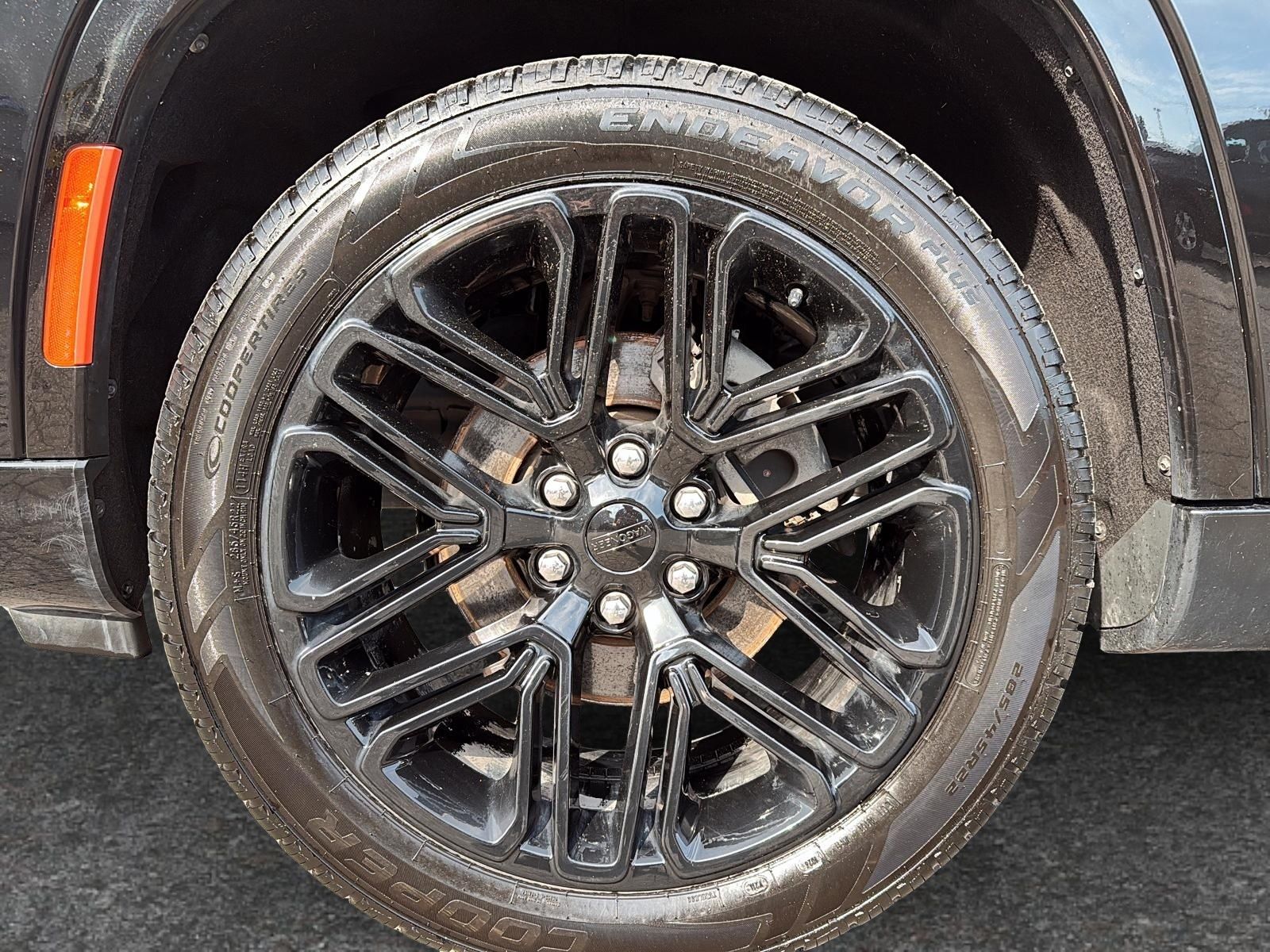 Photo Jeep Wagoneer Series II Carbide 2024 #6