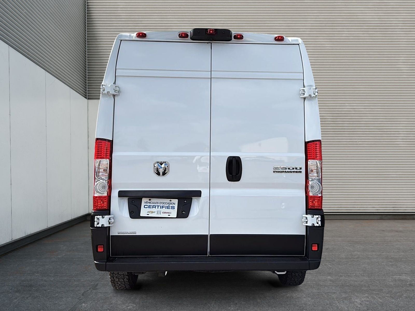 Photo 2025 Ram ProMaster Cargo Van Tradesman #3