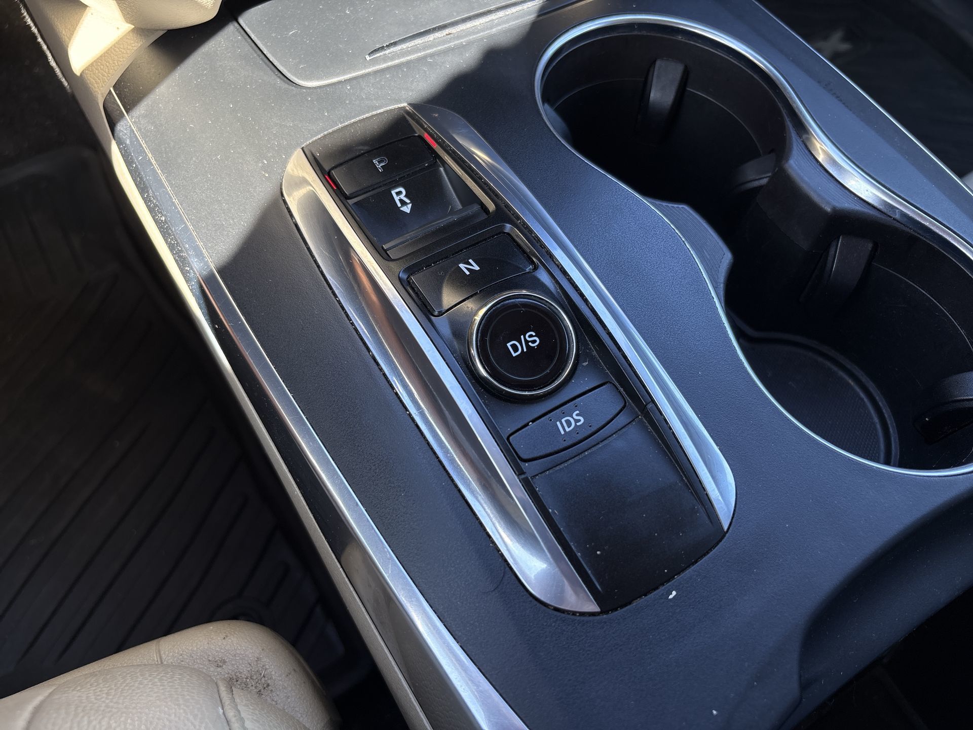 2016  MDX