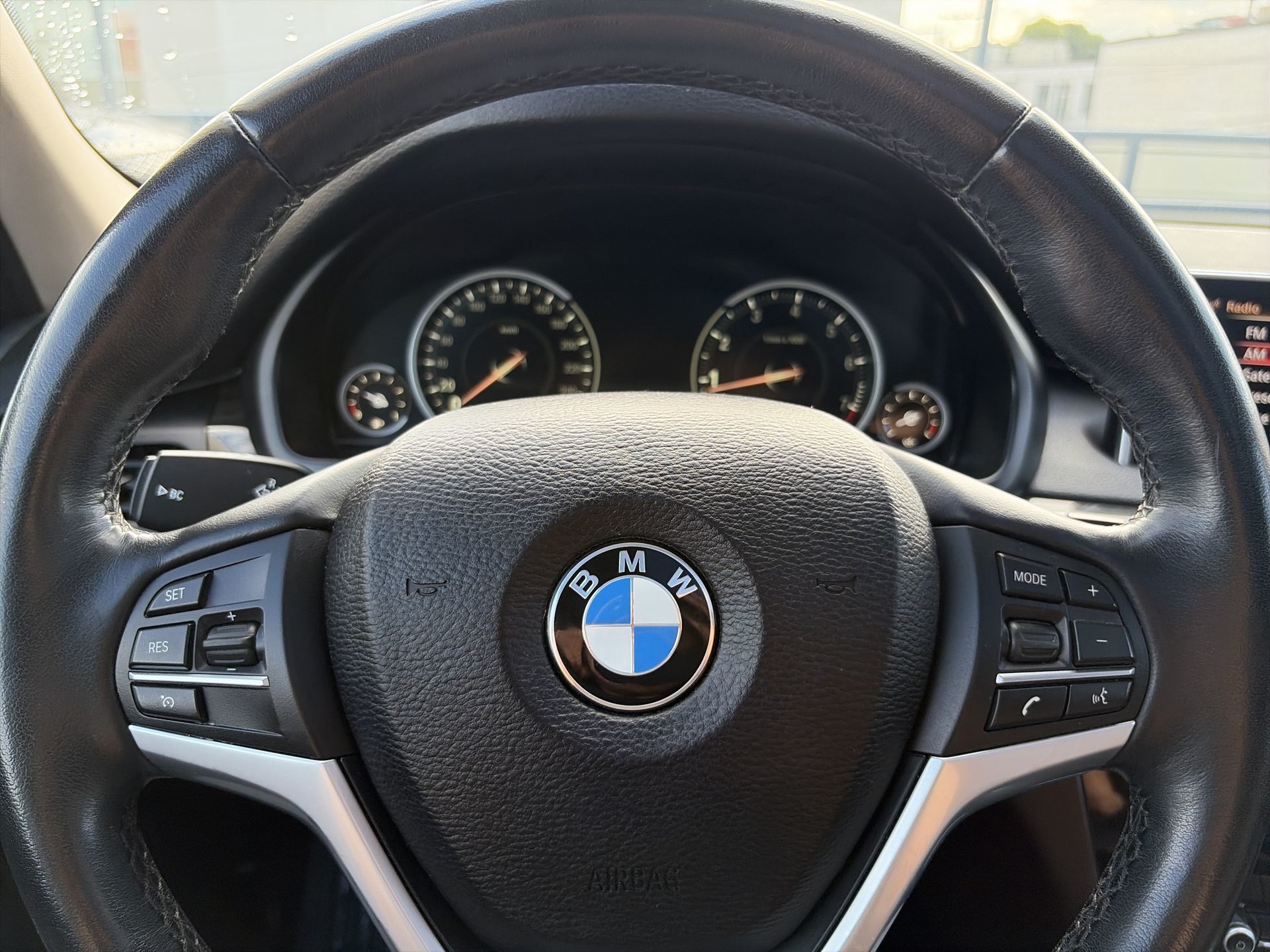 2016  X5