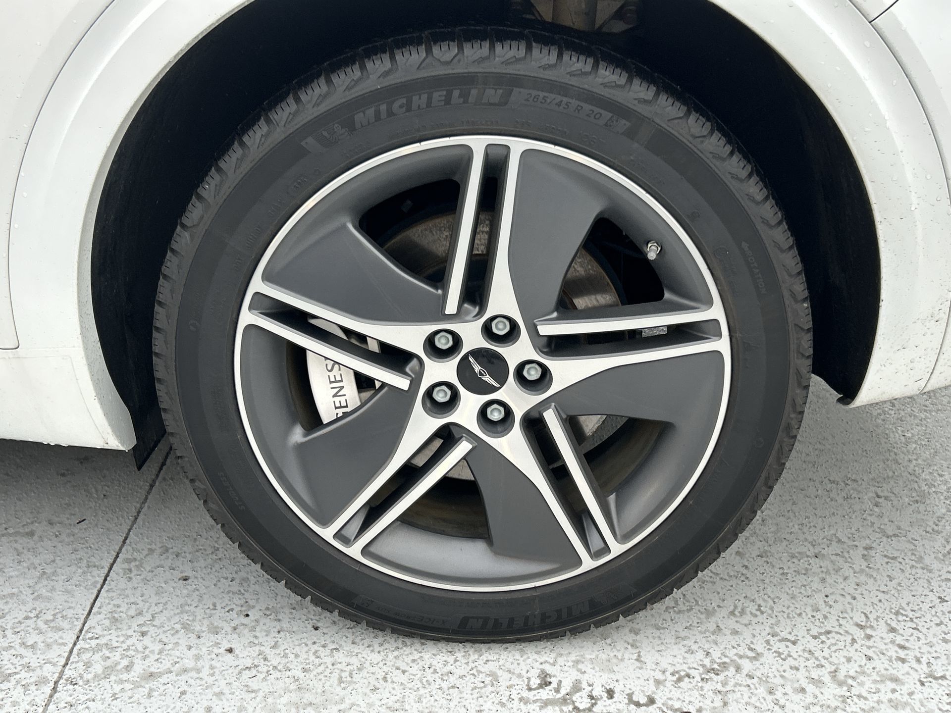 2026 GENESIS Electrified GV70