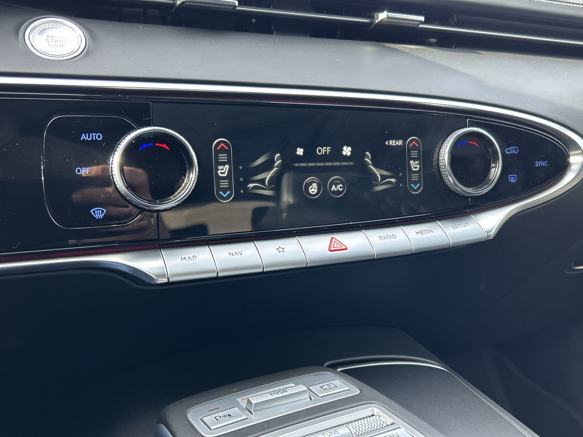 GENESIS GV70  2023 à Vancouver, Colombie-Britannique