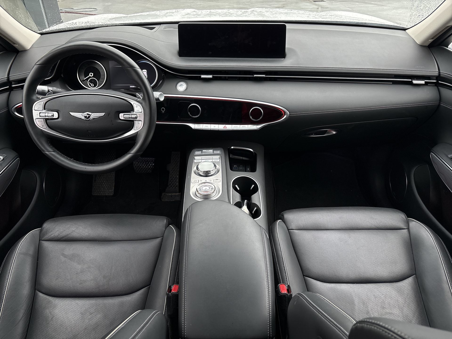 2025  GV70