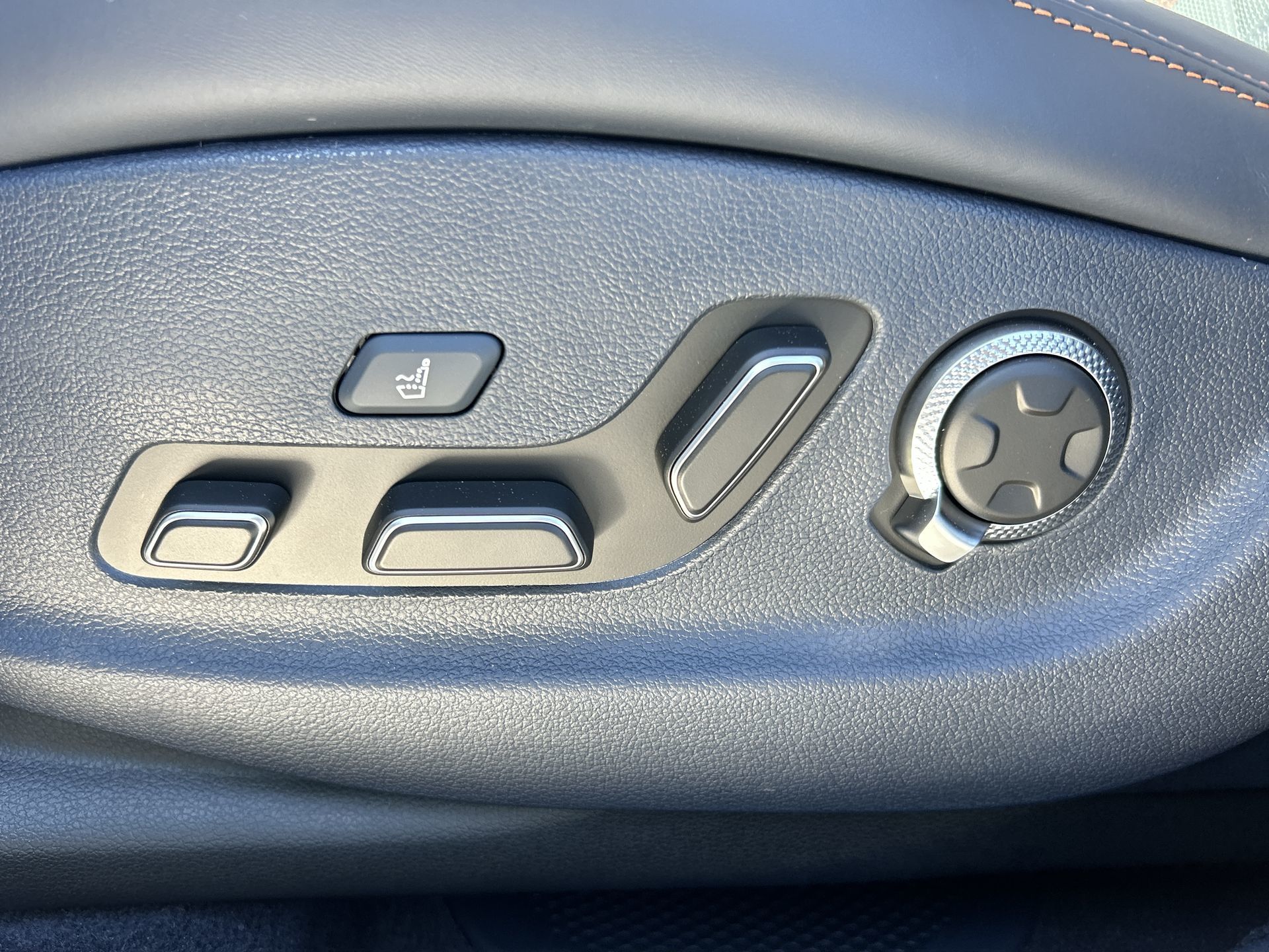 GENESIS GV70  2026 à Vancouver, Colombie-Britannique