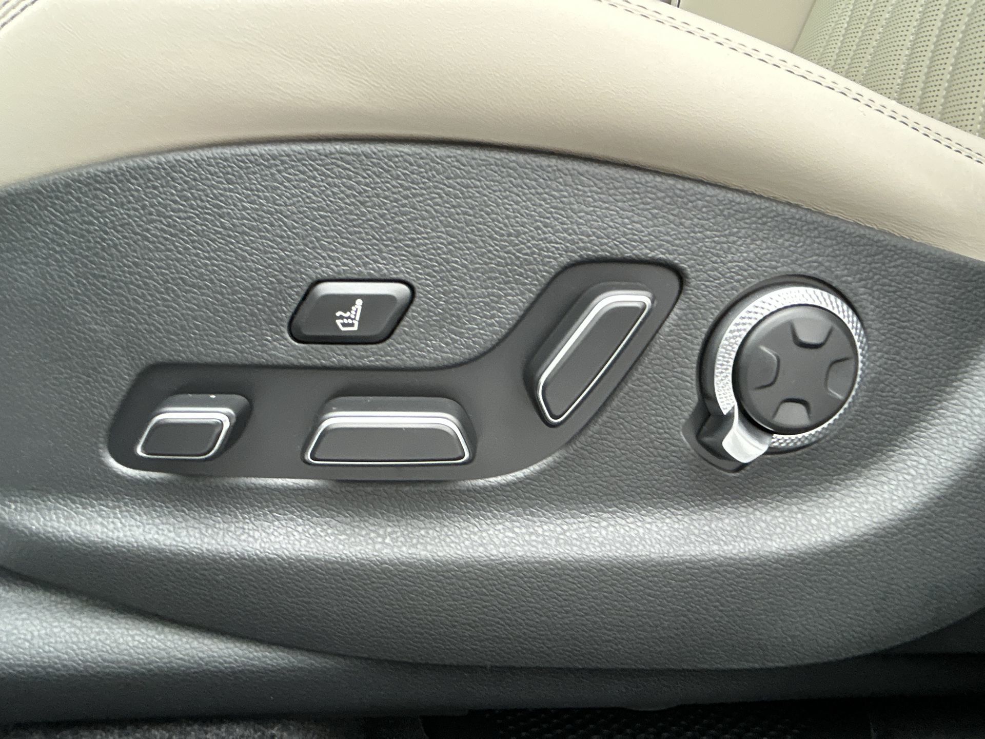 2026 GENESIS GV70 in Vancouver, British Columbia