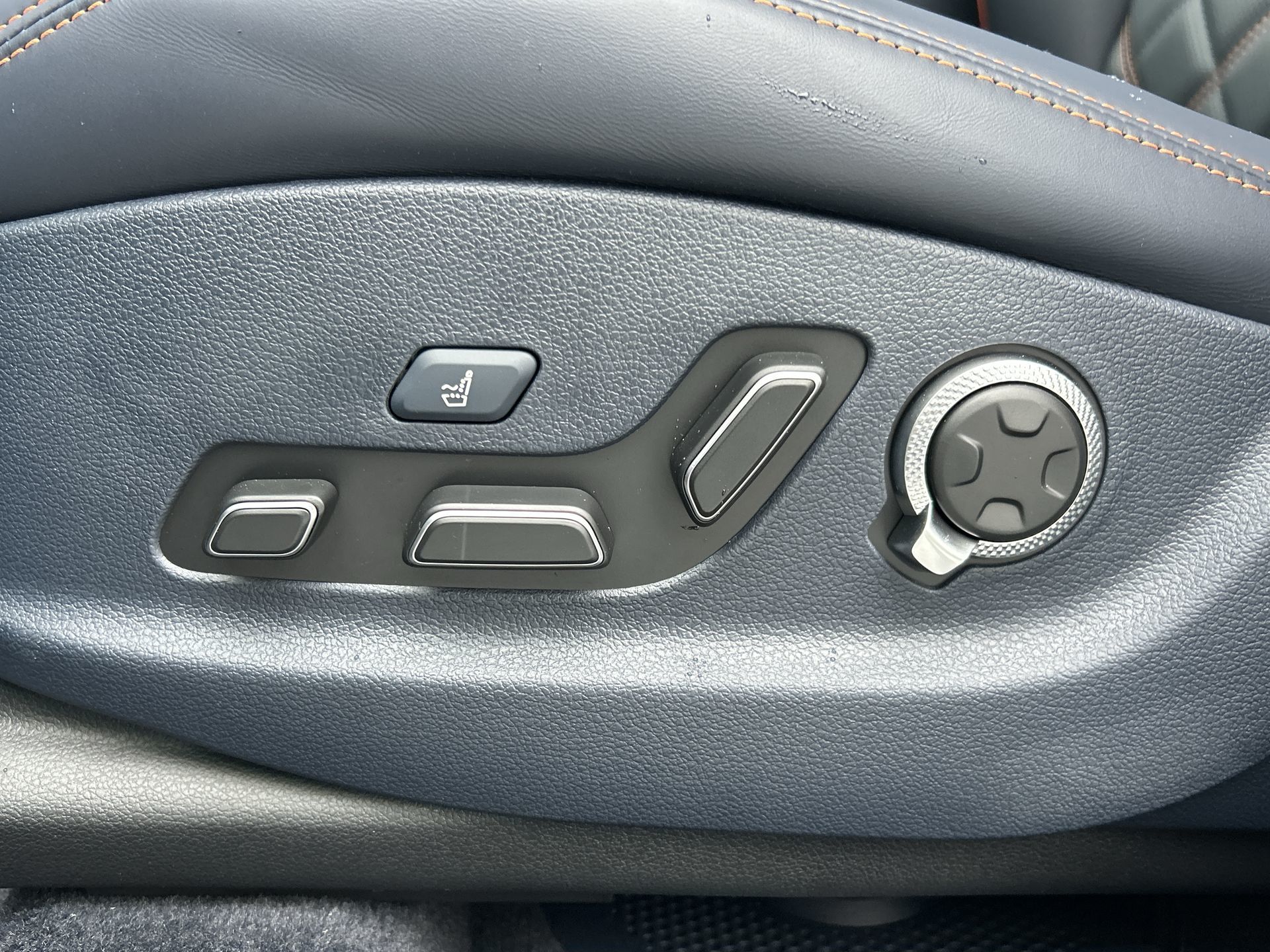 GENESIS GV70  2026 à Vancouver, Colombie-Britannique