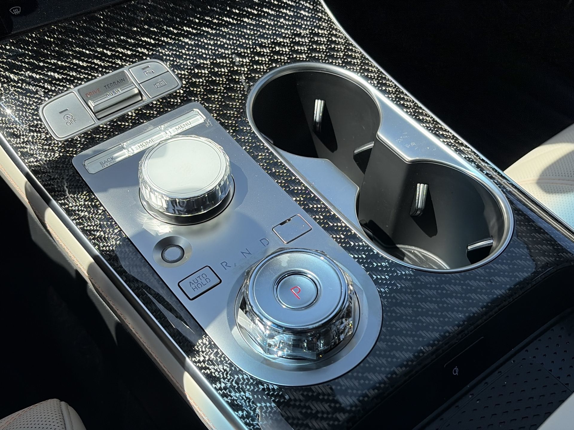 2026 GENESIS GV70