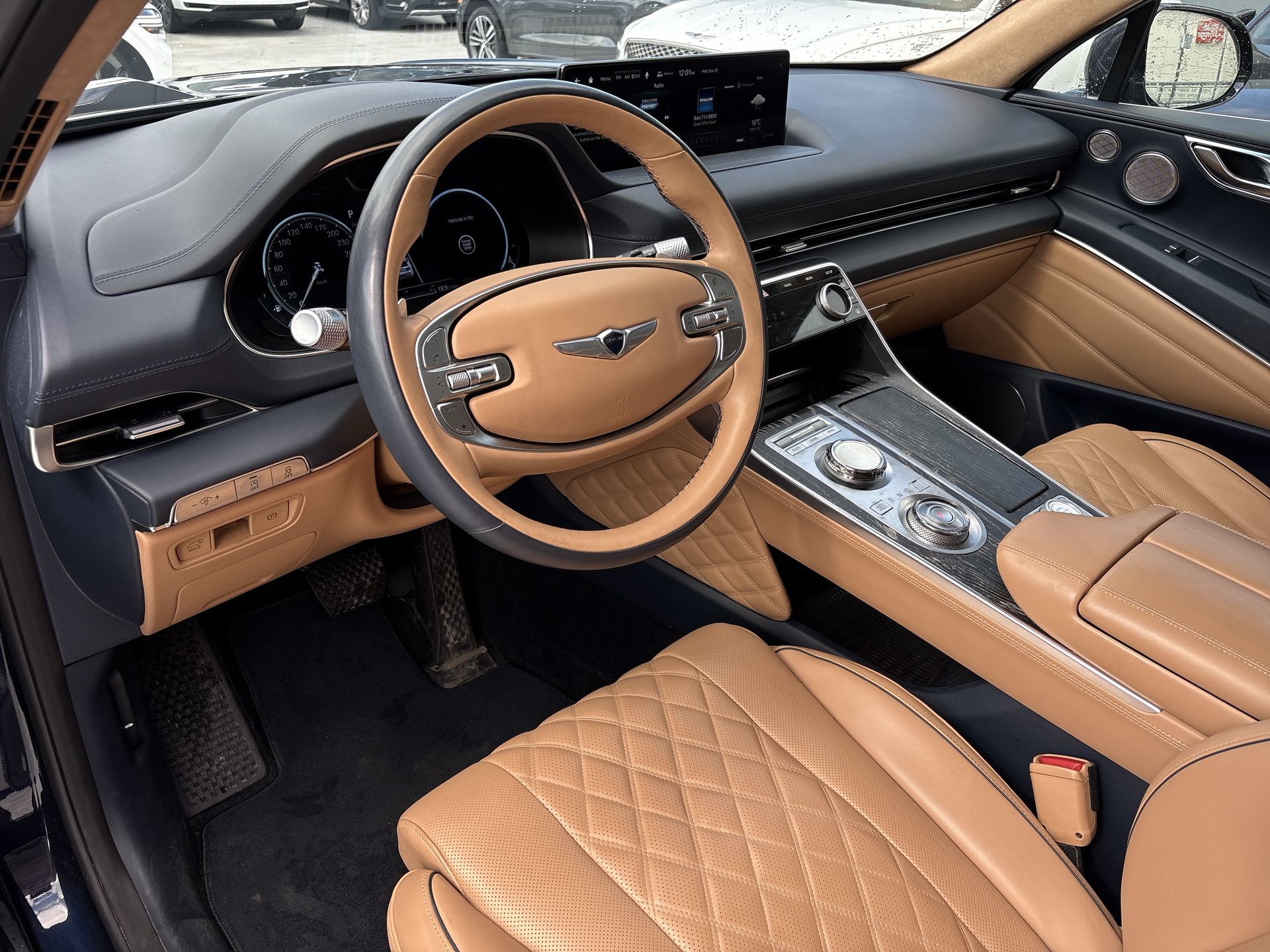 2023  GV80