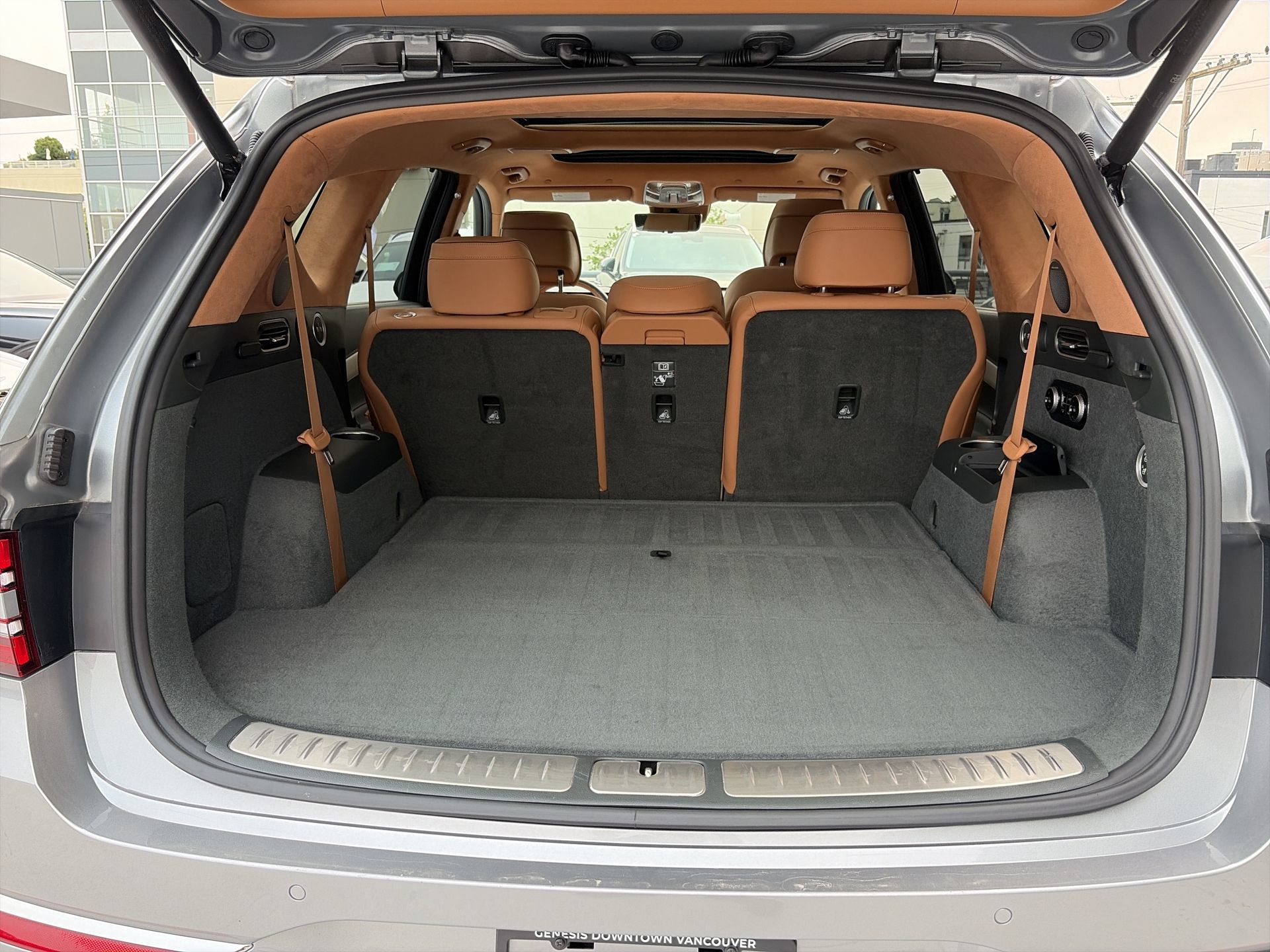 2025 GENESIS GV80