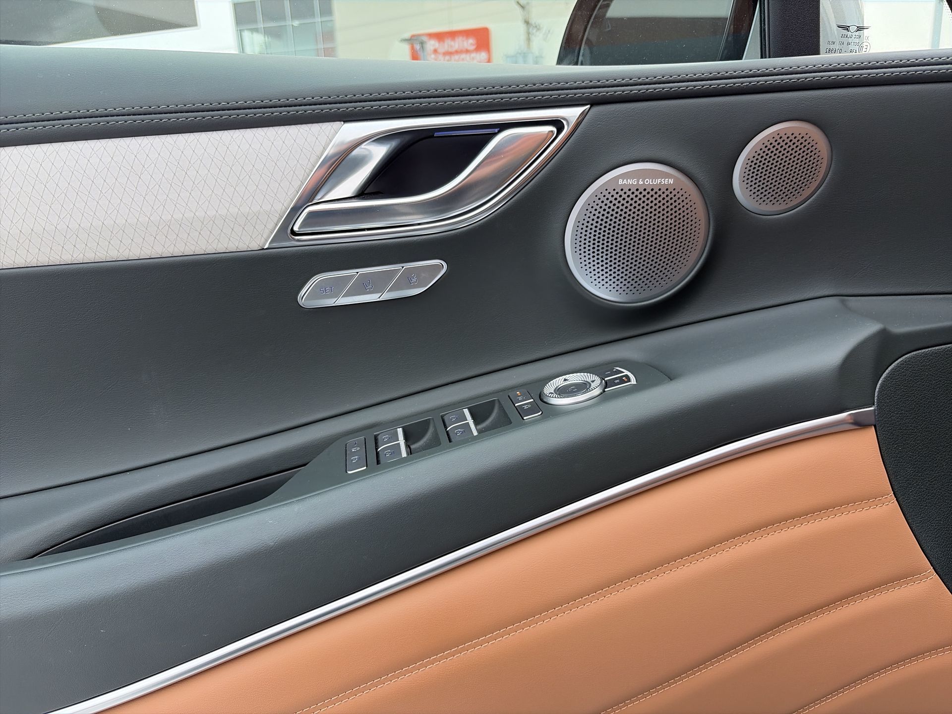 2025 GENESIS GV80