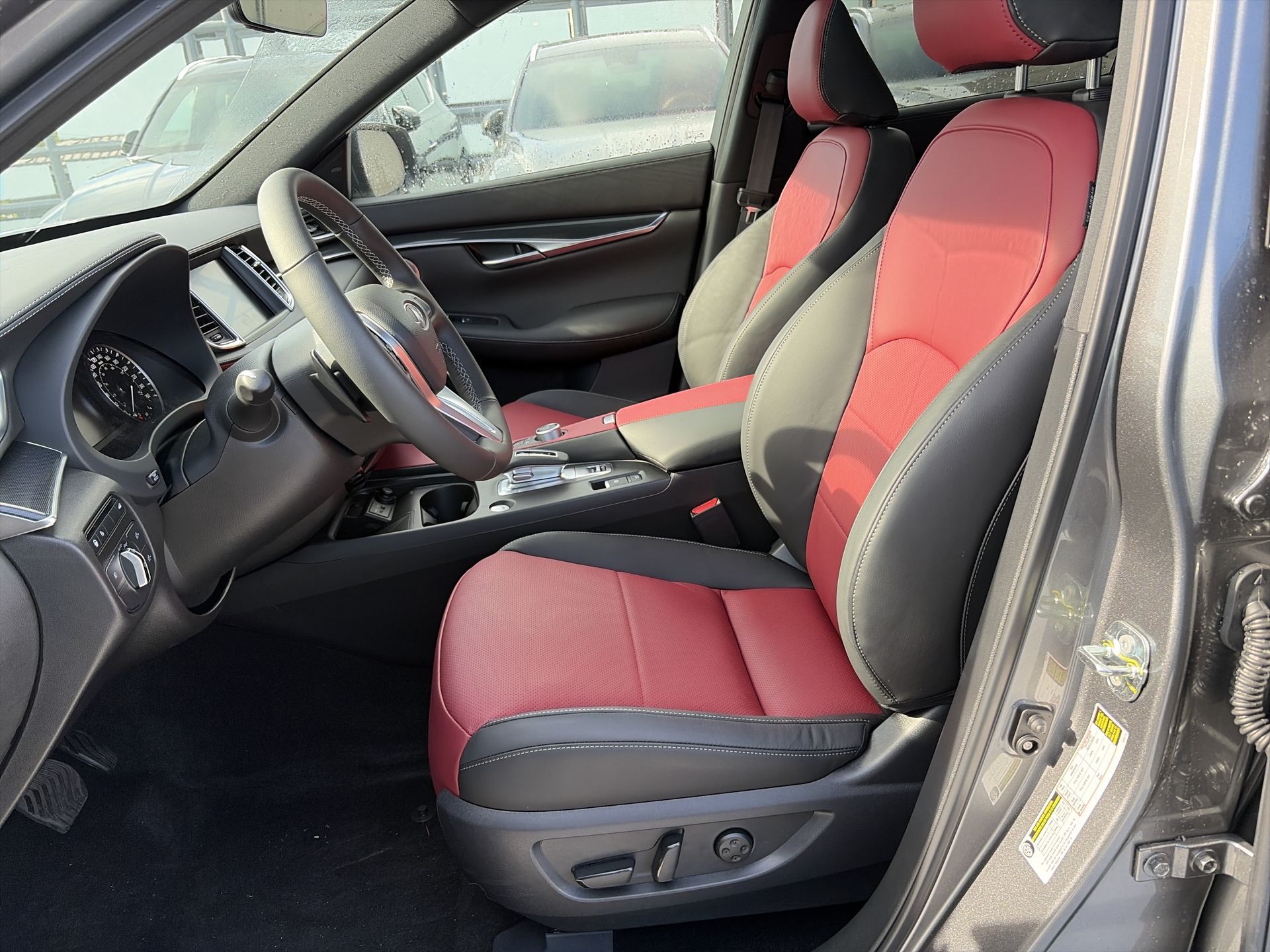 2025  QX50