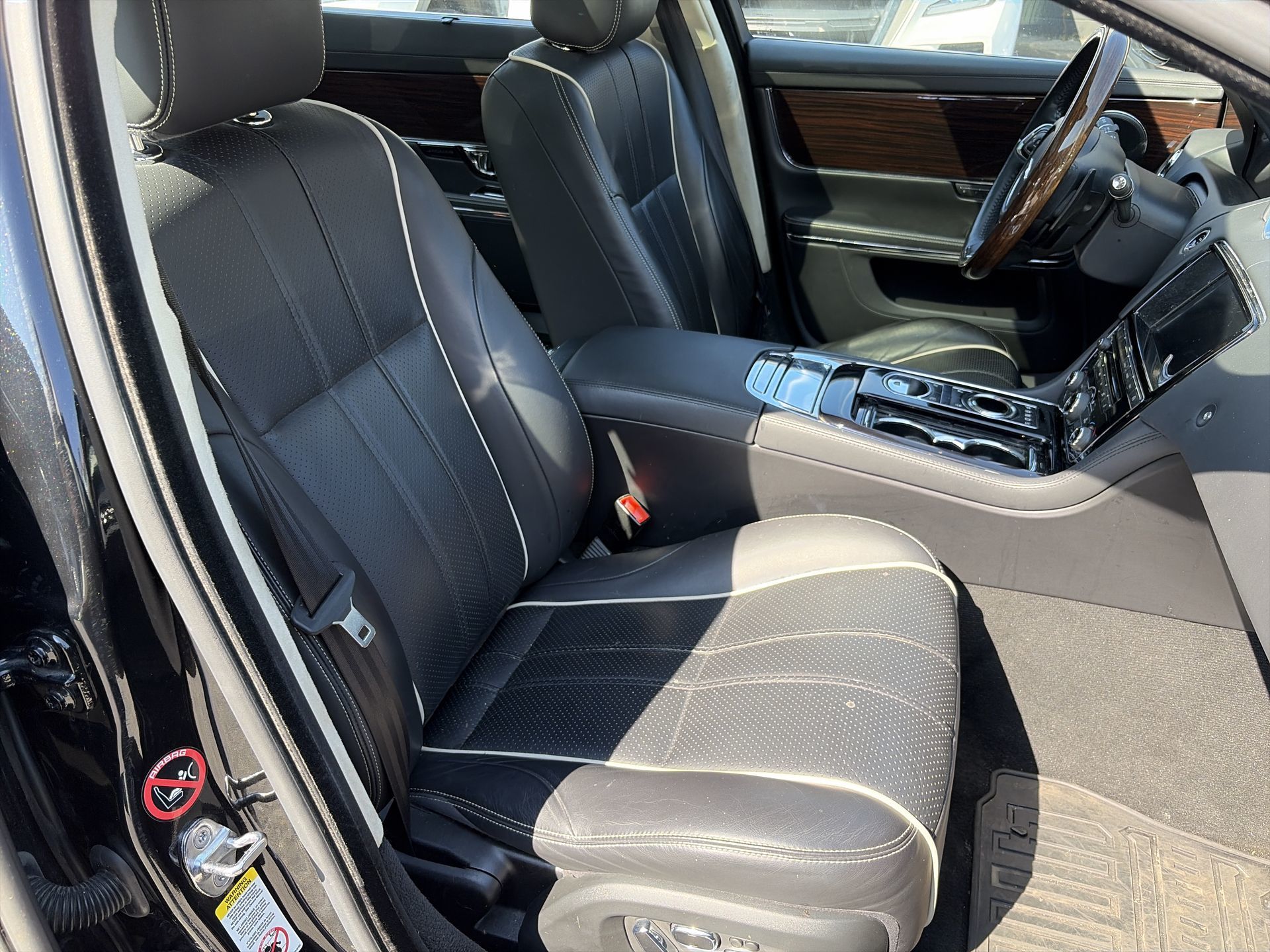 2014 Jaguar XJ