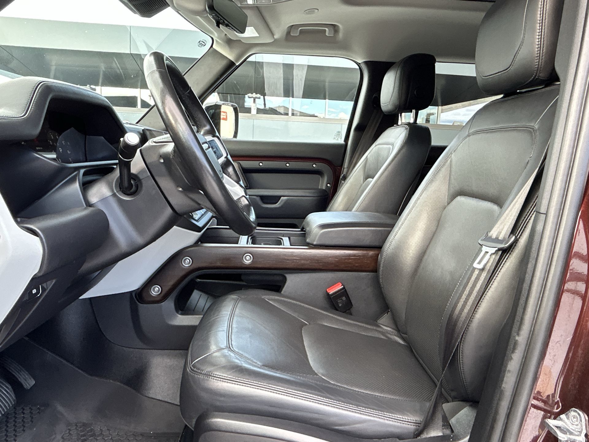 2023 Land Rover Defender in Vancouver, British Columbia