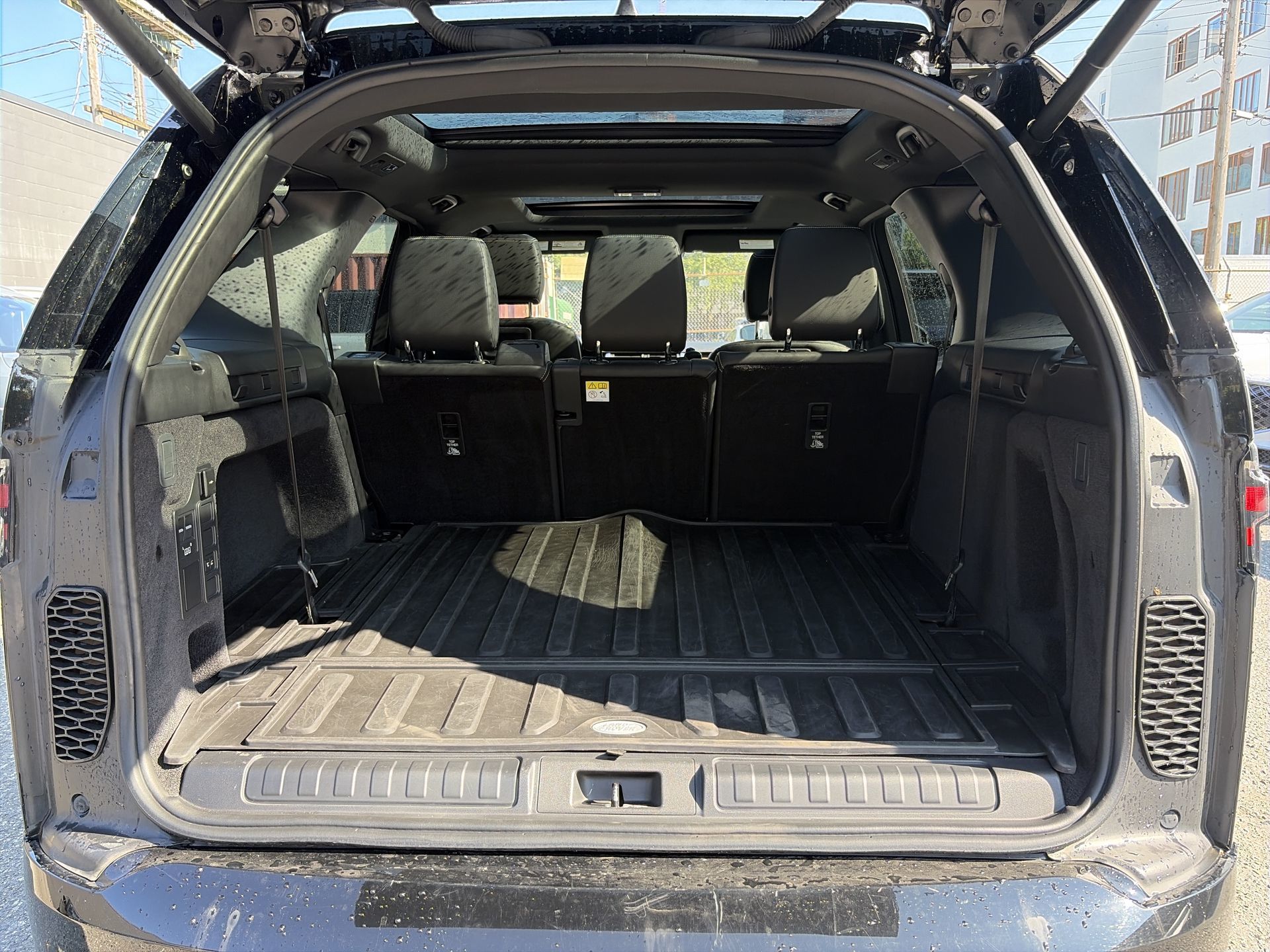 2022 Land Rover Discovery