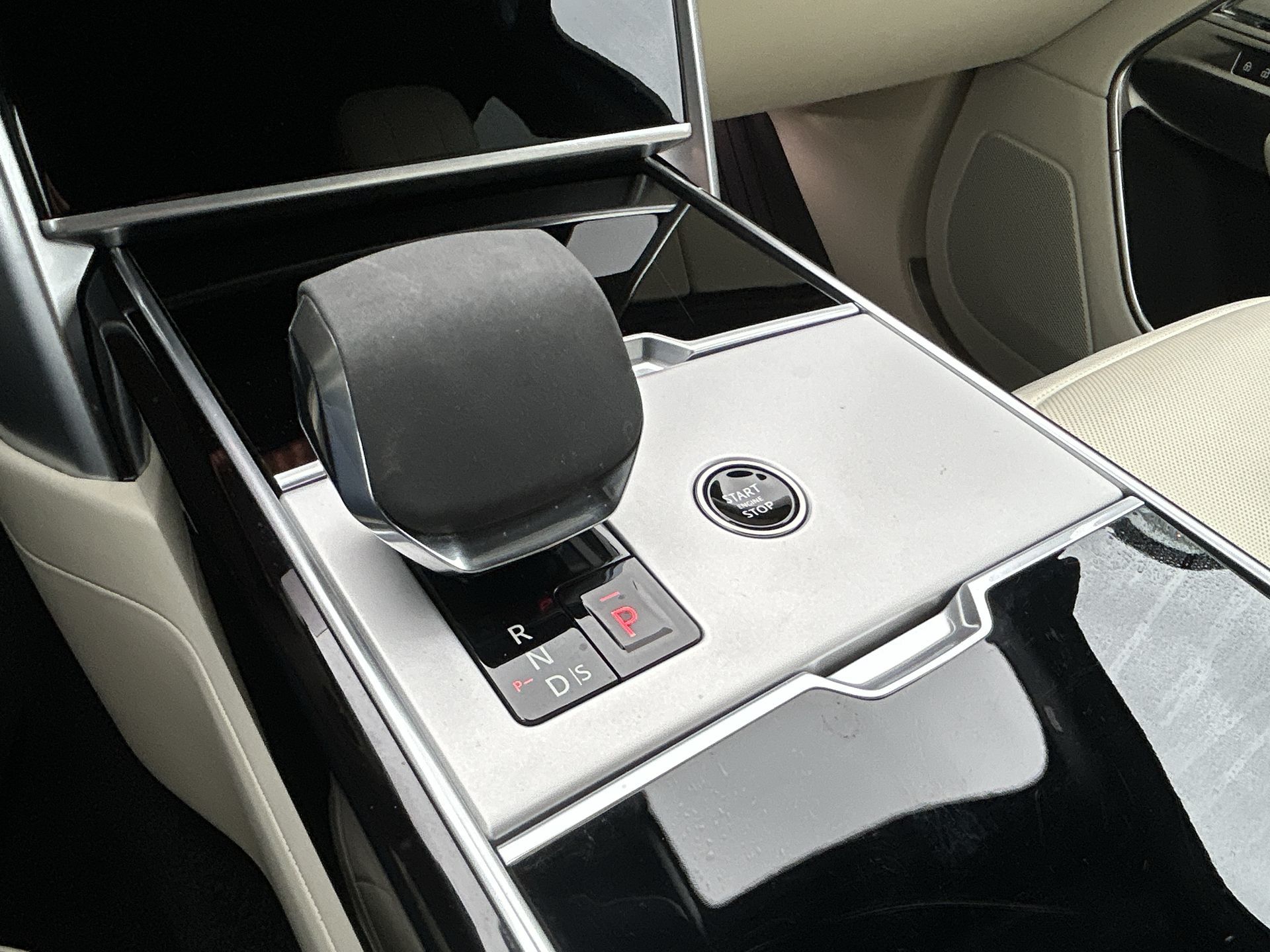 2024 Land Rover Range Rover