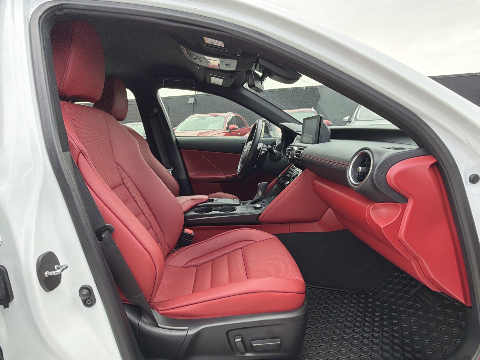 2022 Lexus IS