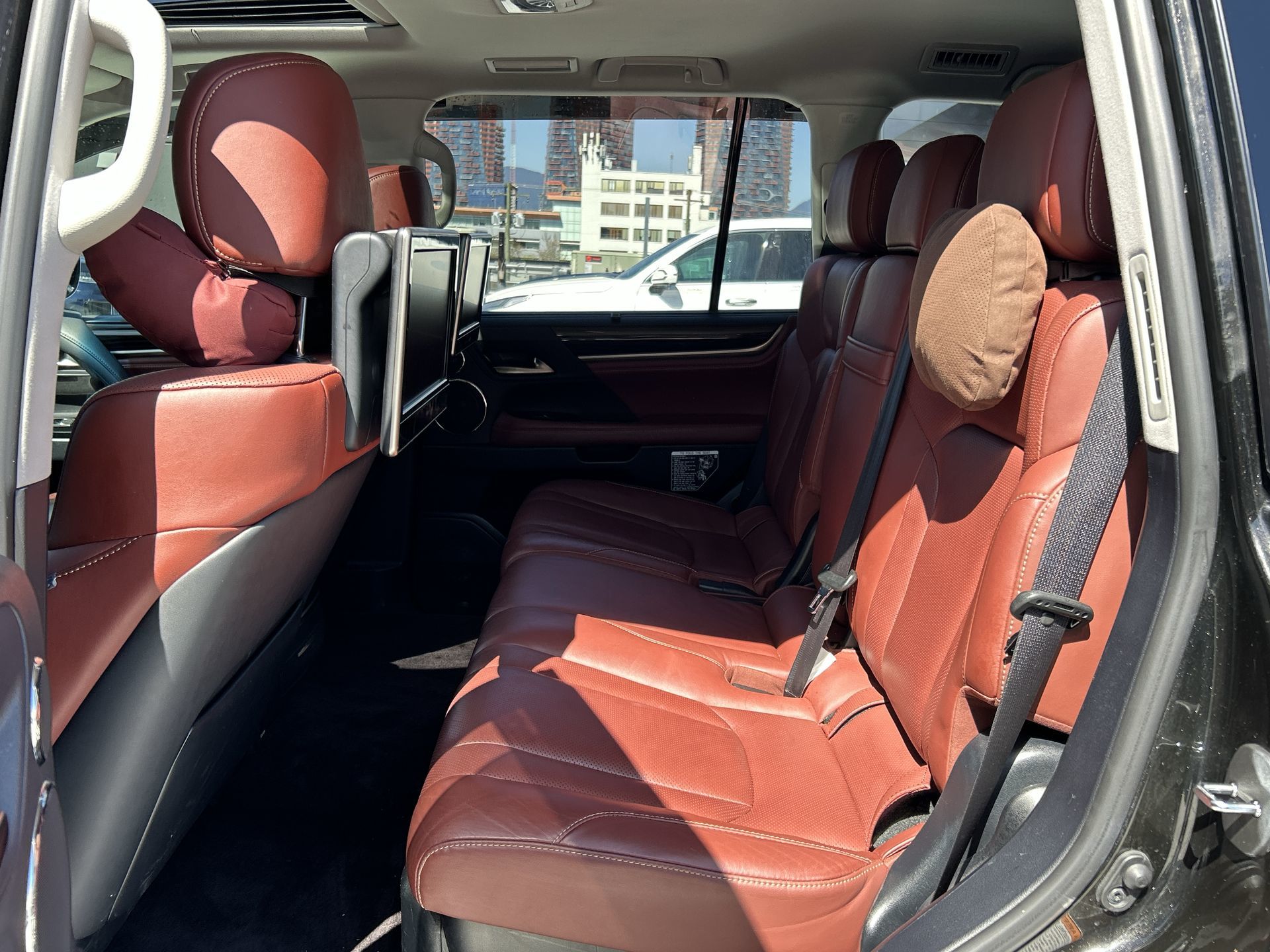 2017 Lexus LX 570