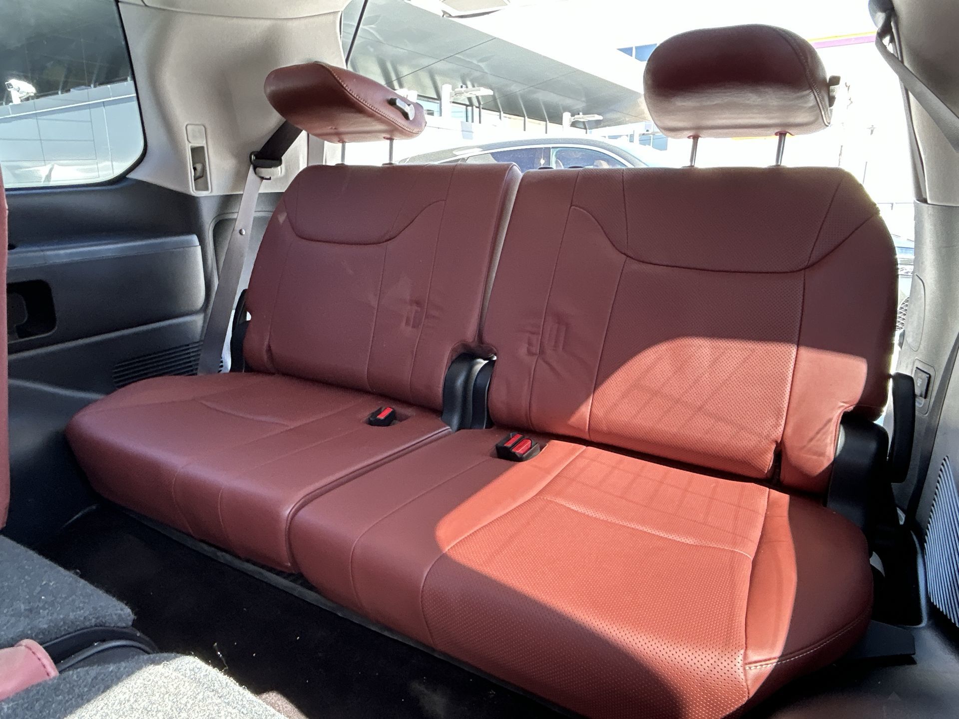 2017 Lexus LX 570