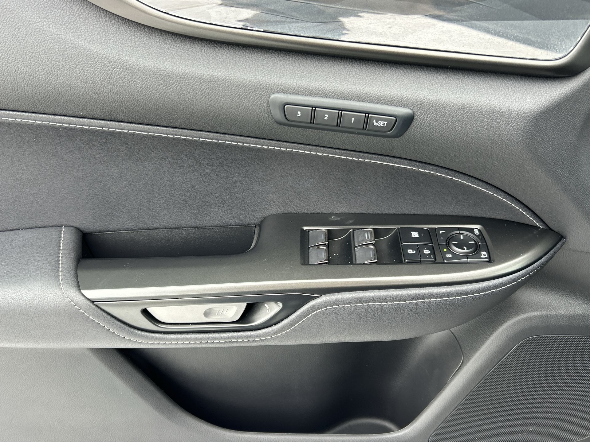 2025  NX