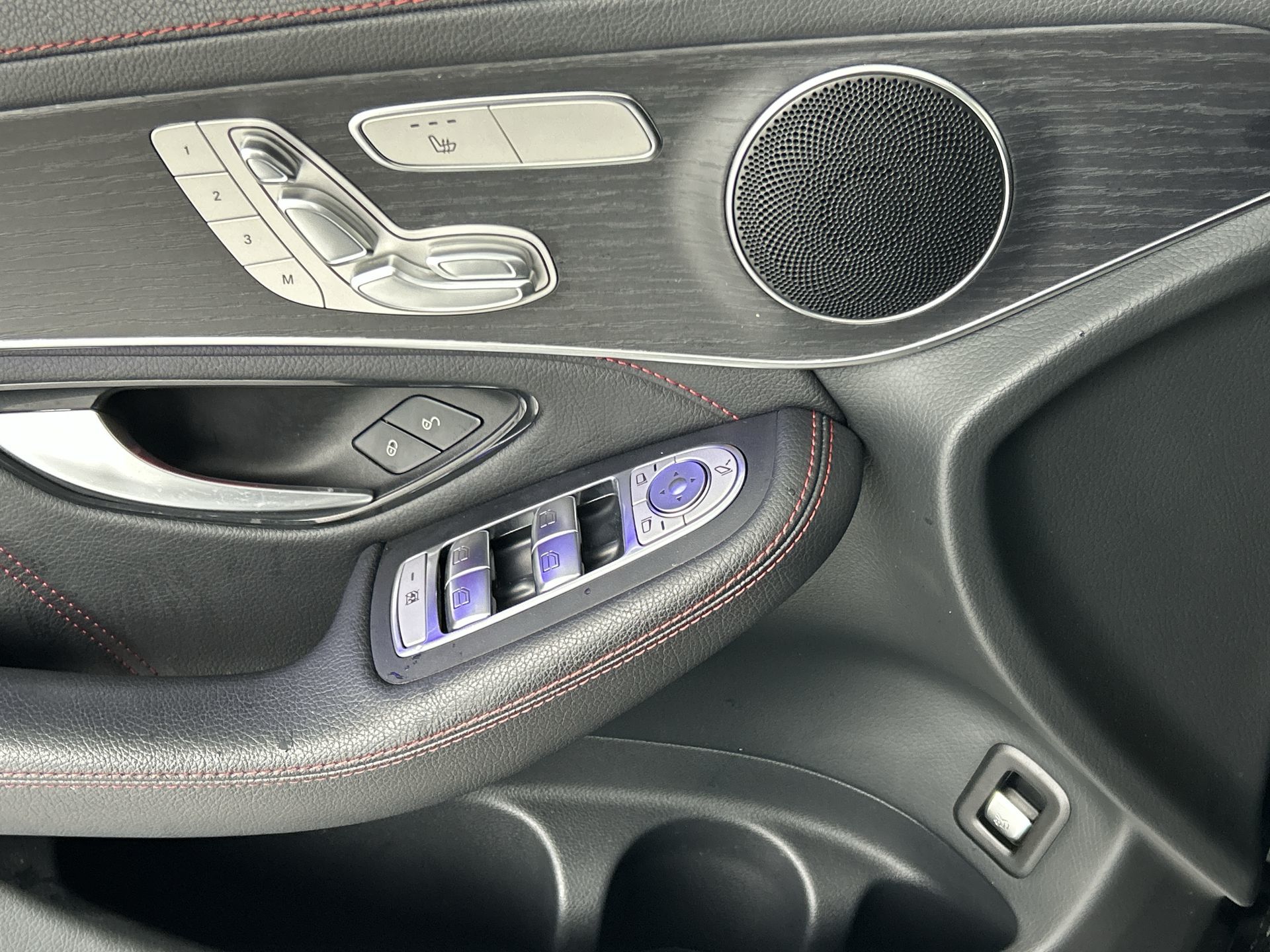 Mercedes-Benz GLC  2023 à Vancouver, Colombie-Britannique