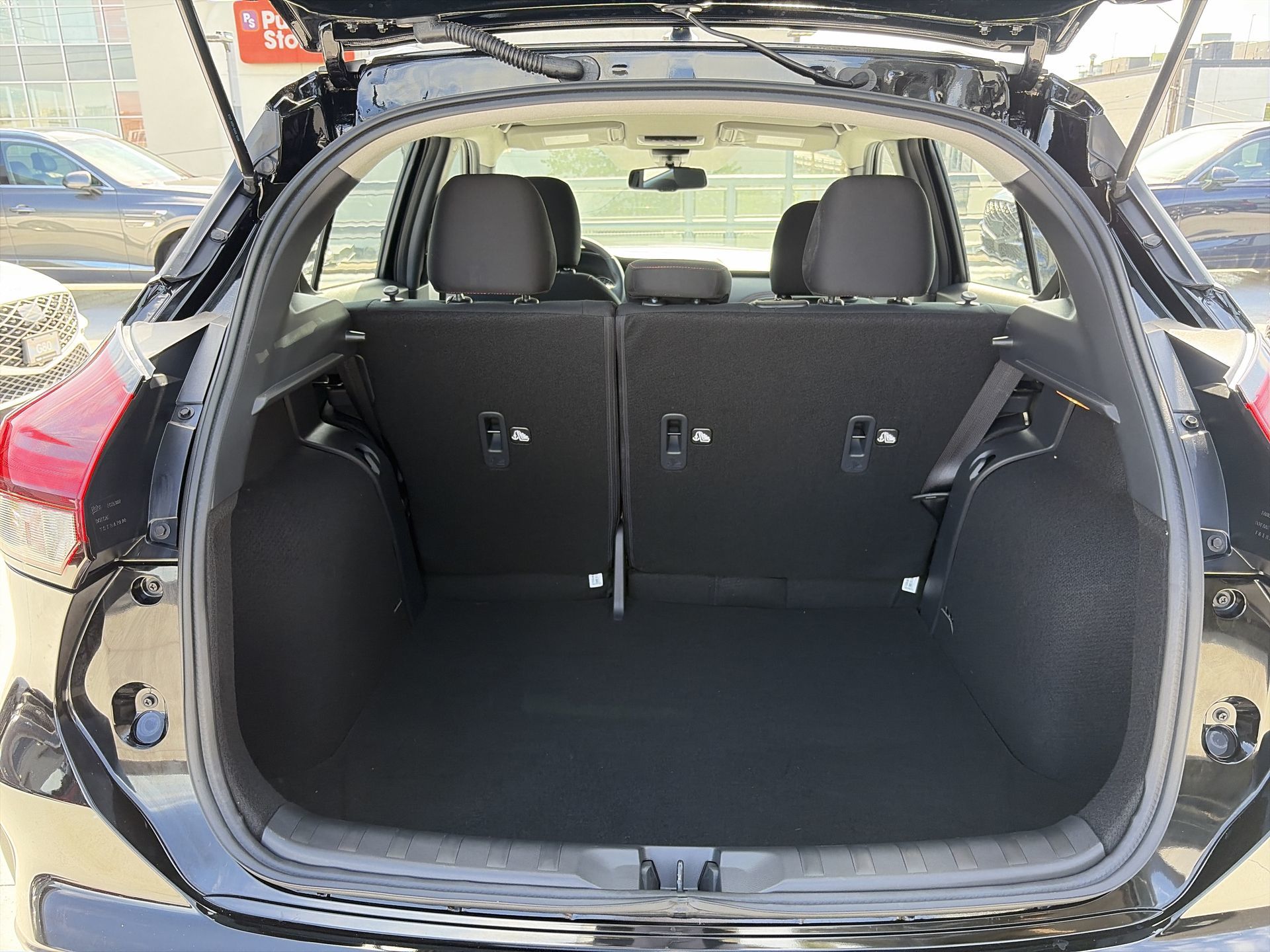 2024 Nissan Kicks
