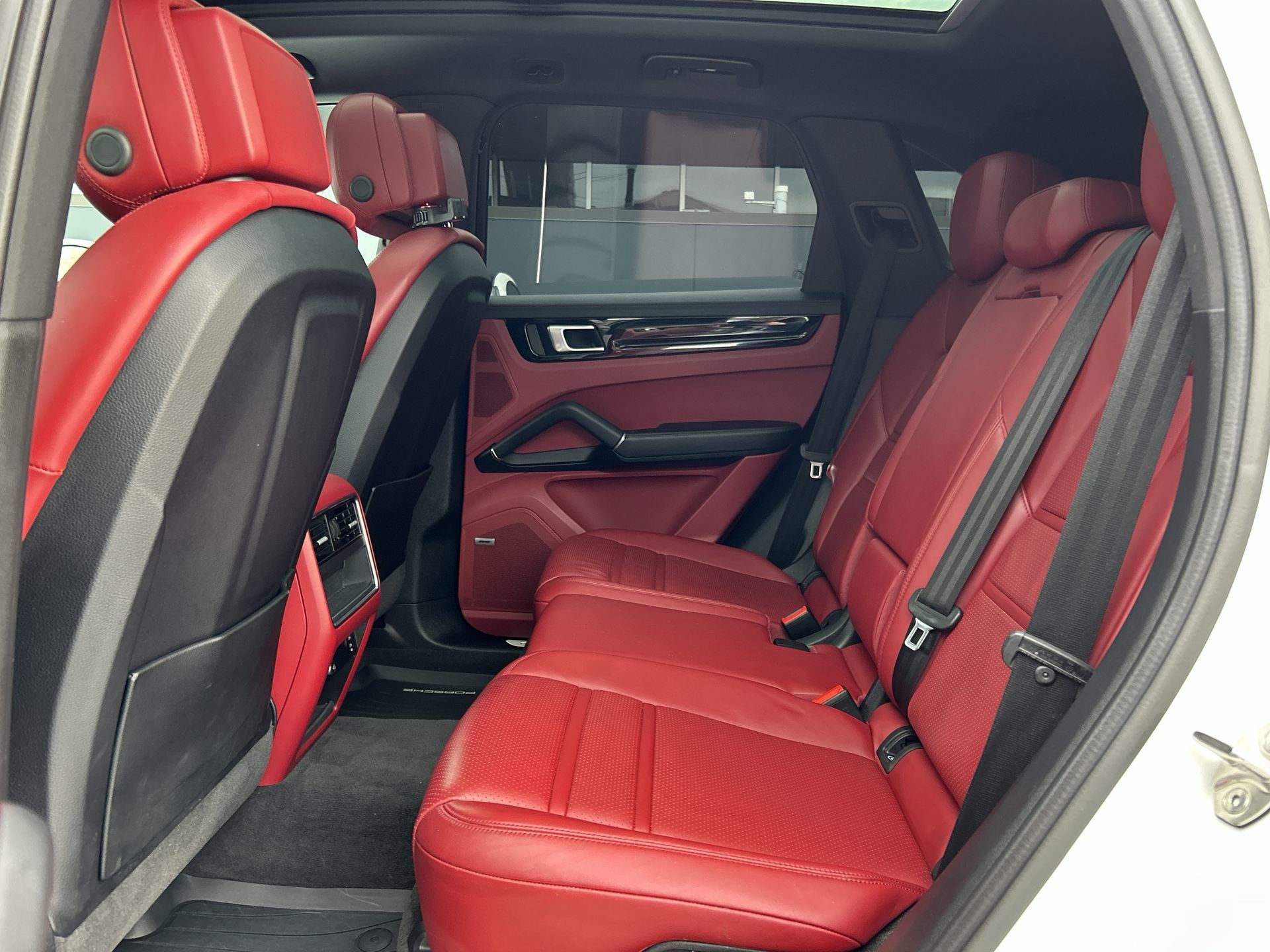 Porsche Cayenne  2022 à Vancouver, Colombie-Britannique