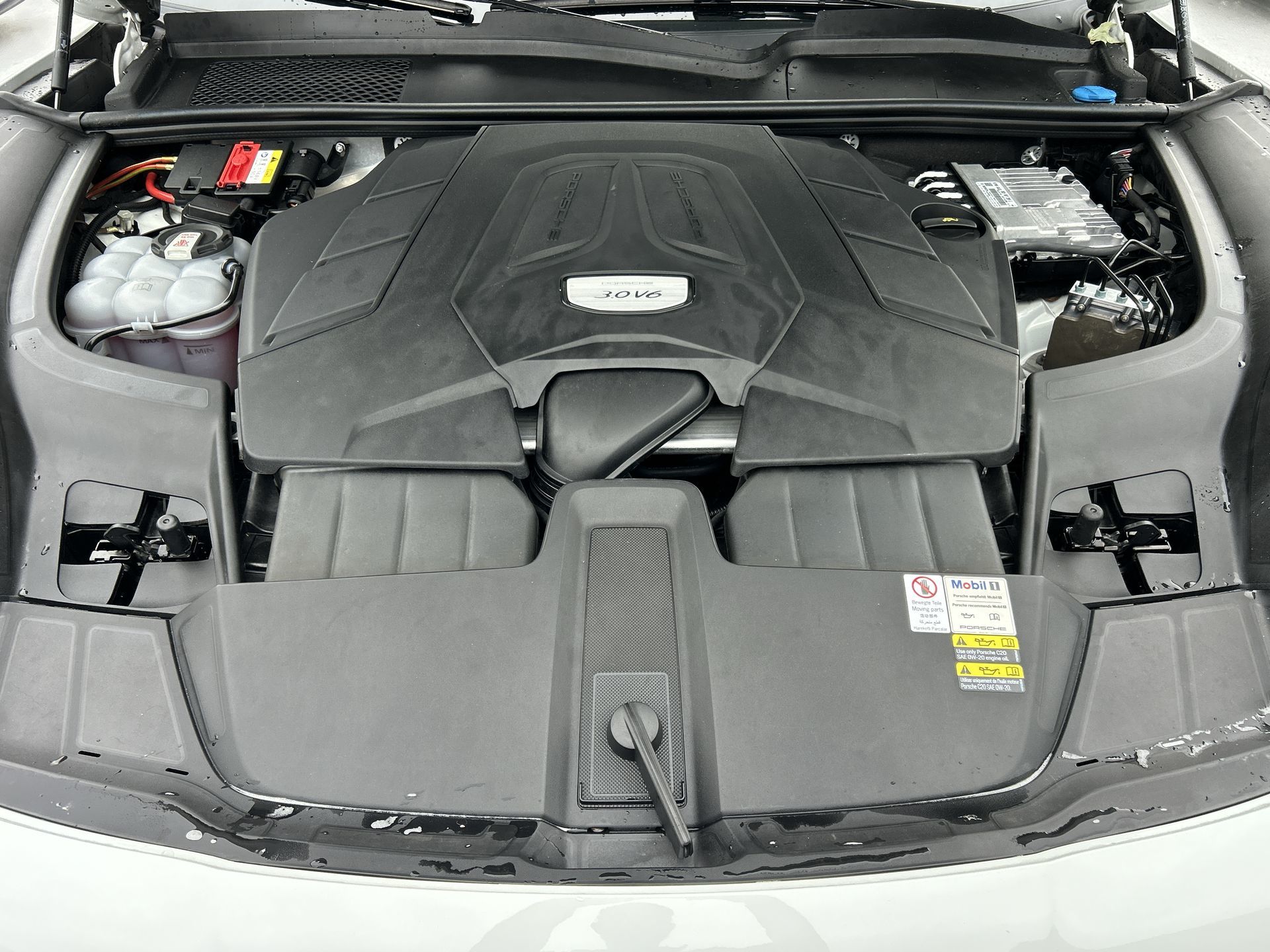 Porsche Cayenne  2022 à Vancouver, Colombie-Britannique