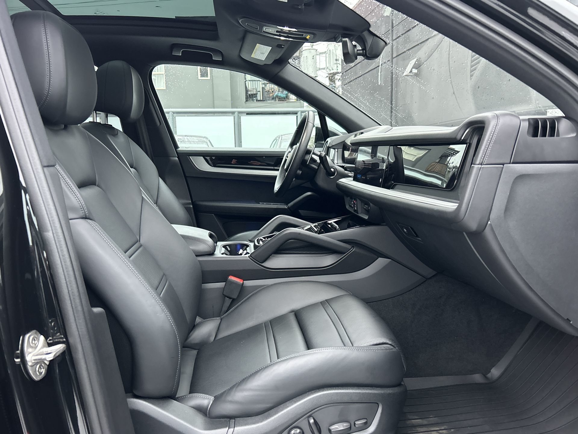 Porsche Cayenne  2024 à Vancouver, Colombie-Britannique