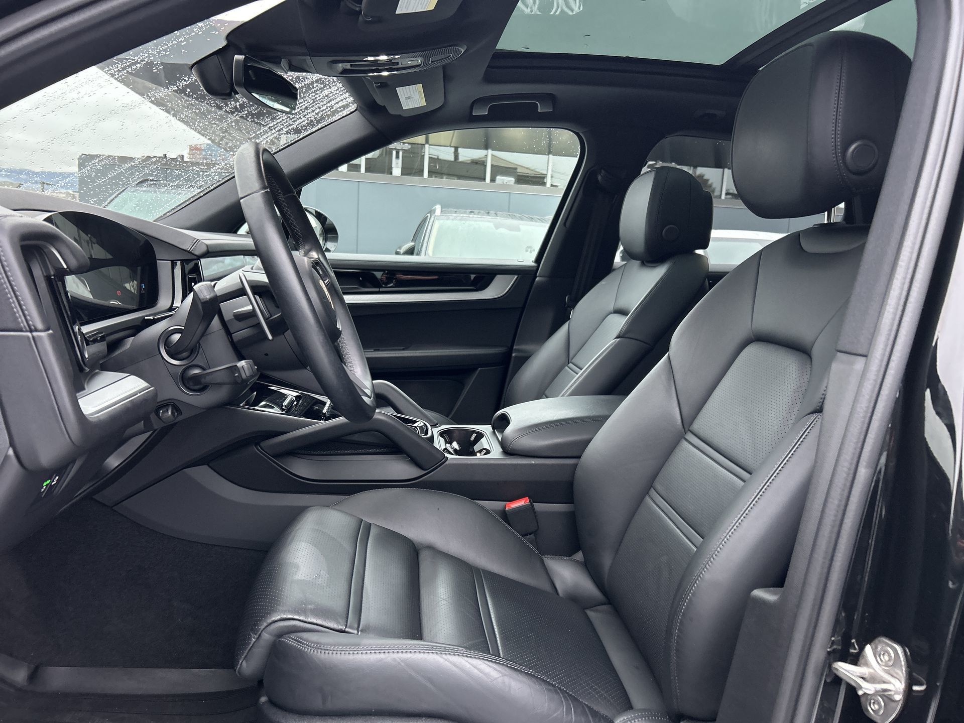 Porsche Cayenne  2024 à Vancouver, Colombie-Britannique