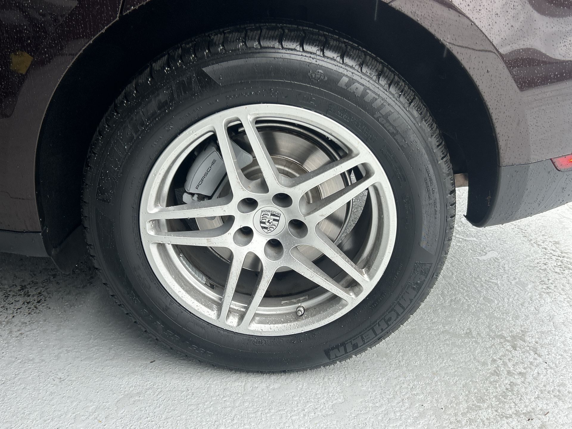 Porsche Macan  2015 à Vancouver, Colombie-Britannique