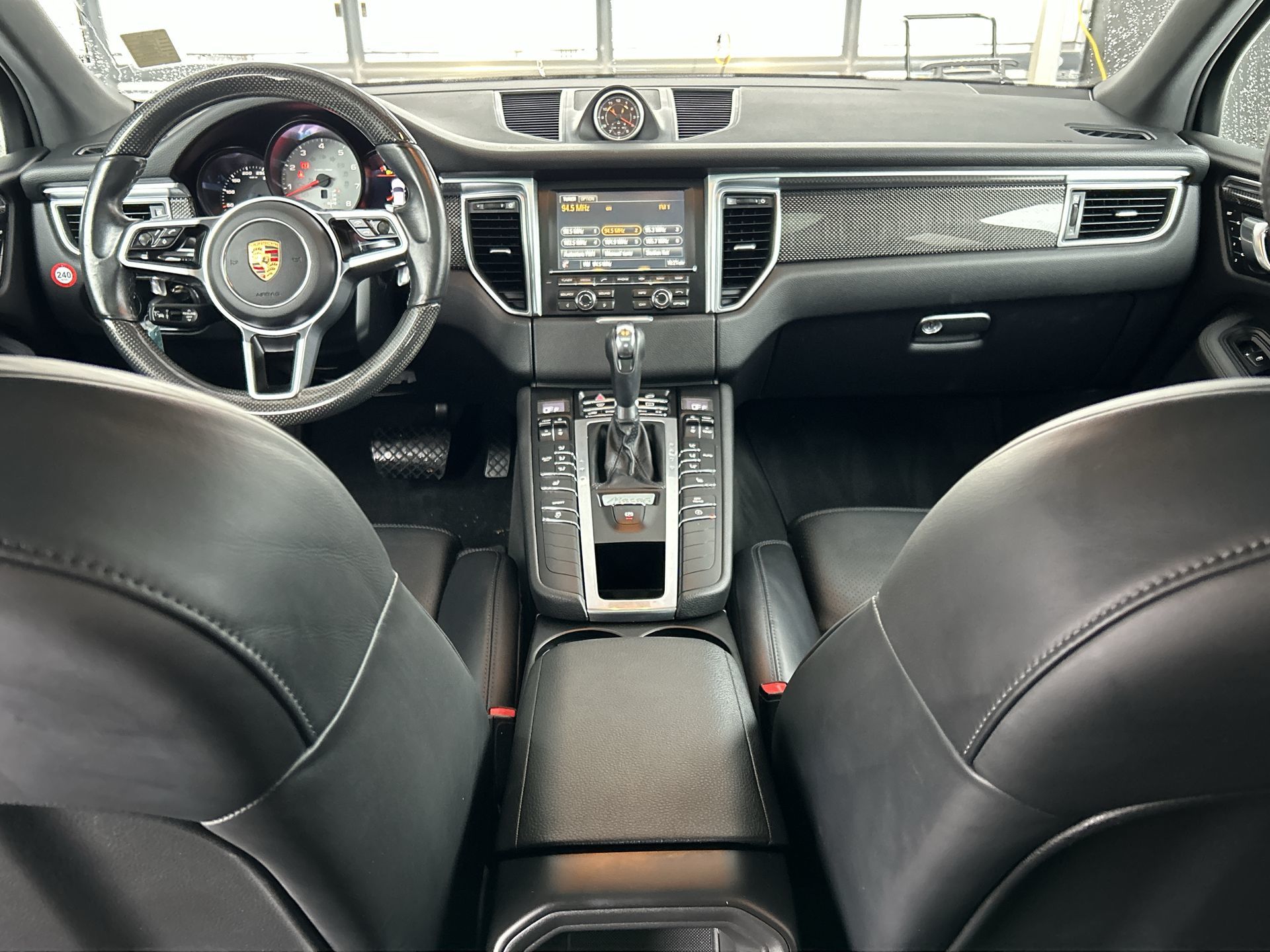 Porsche Macan  2015 à Vancouver, Colombie-Britannique