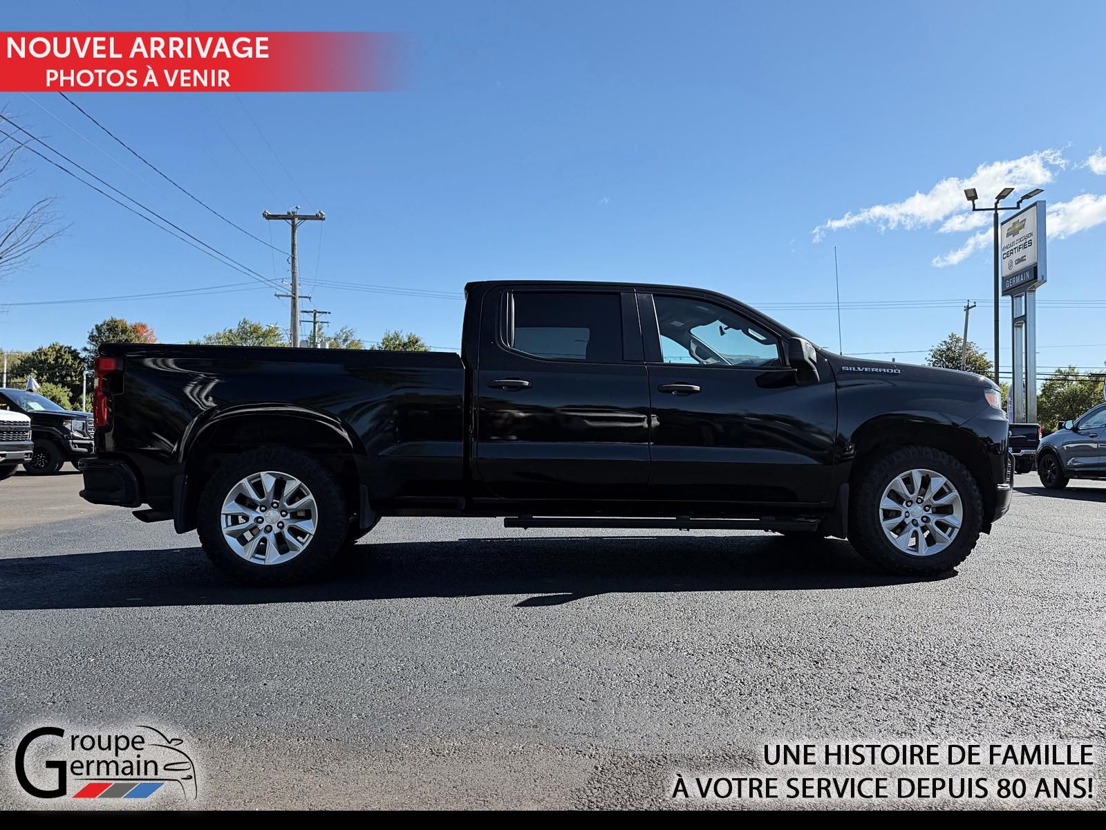 Photo Chevrolet Silverado 1500 CREW CAB CUSTOM | 2.7 L | BOITE DE 6.5 | DÉMARREUR 2022 #2