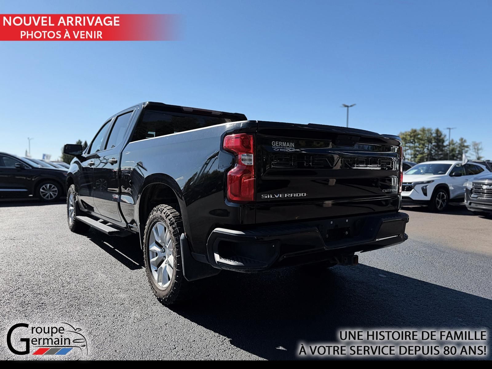 Photo Chevrolet Silverado 1500 CREW CAB CUSTOM | 2.7 L | BOITE DE 6.5 | DÉMARREUR 2022 #4